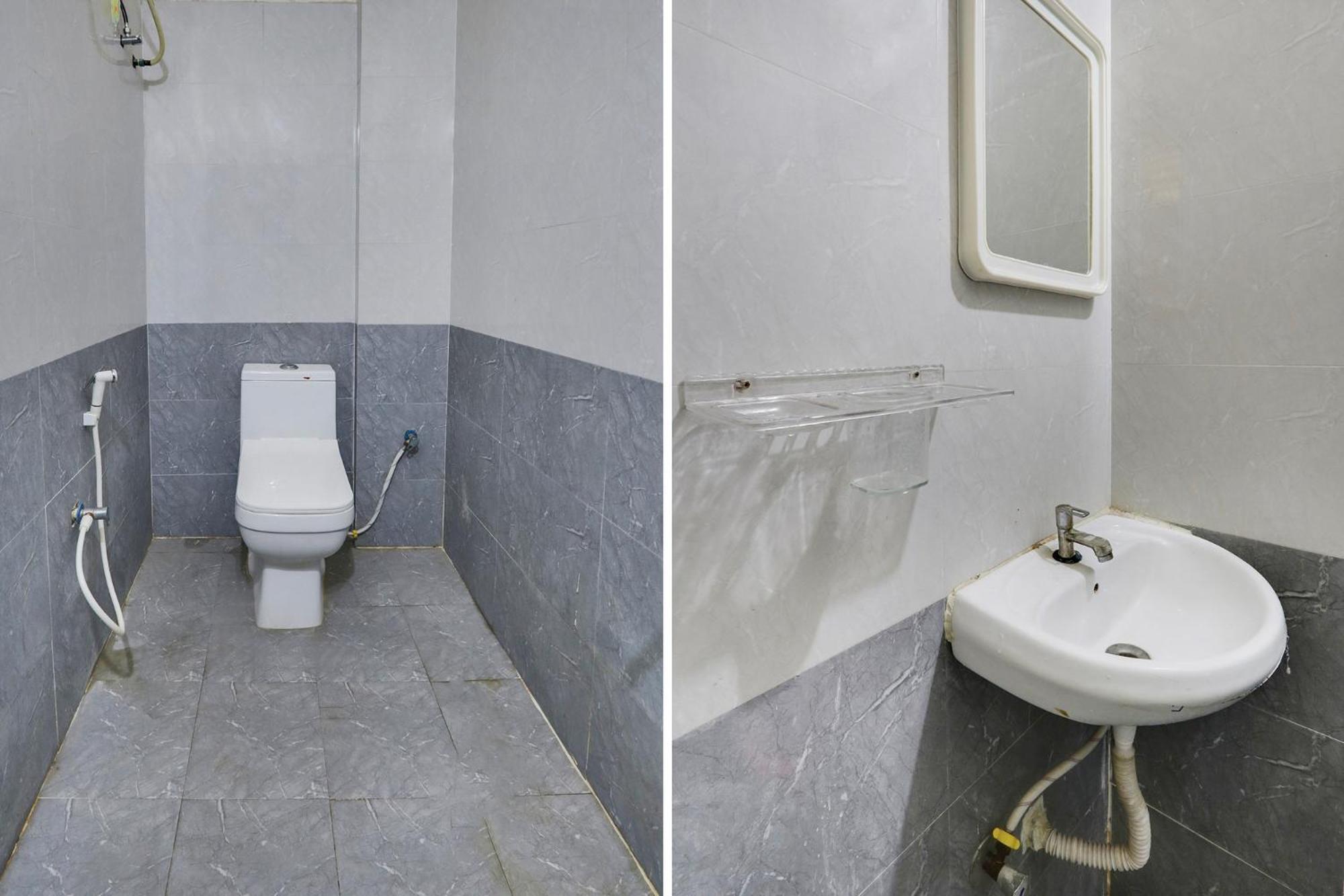 Hotel Fabexpress Royal Prime Suits Hyderabad