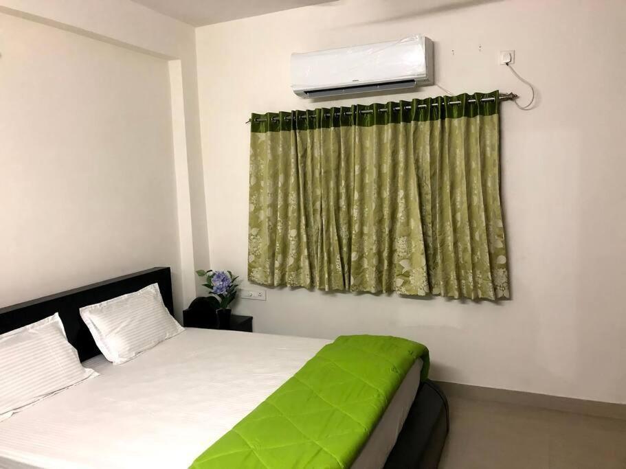 Modern ,cozy ,artistic And Apartment Hyderabad