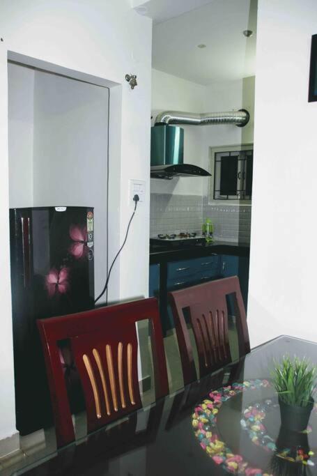 Apartment Modern ,cozy ,artistic And Hyderabad