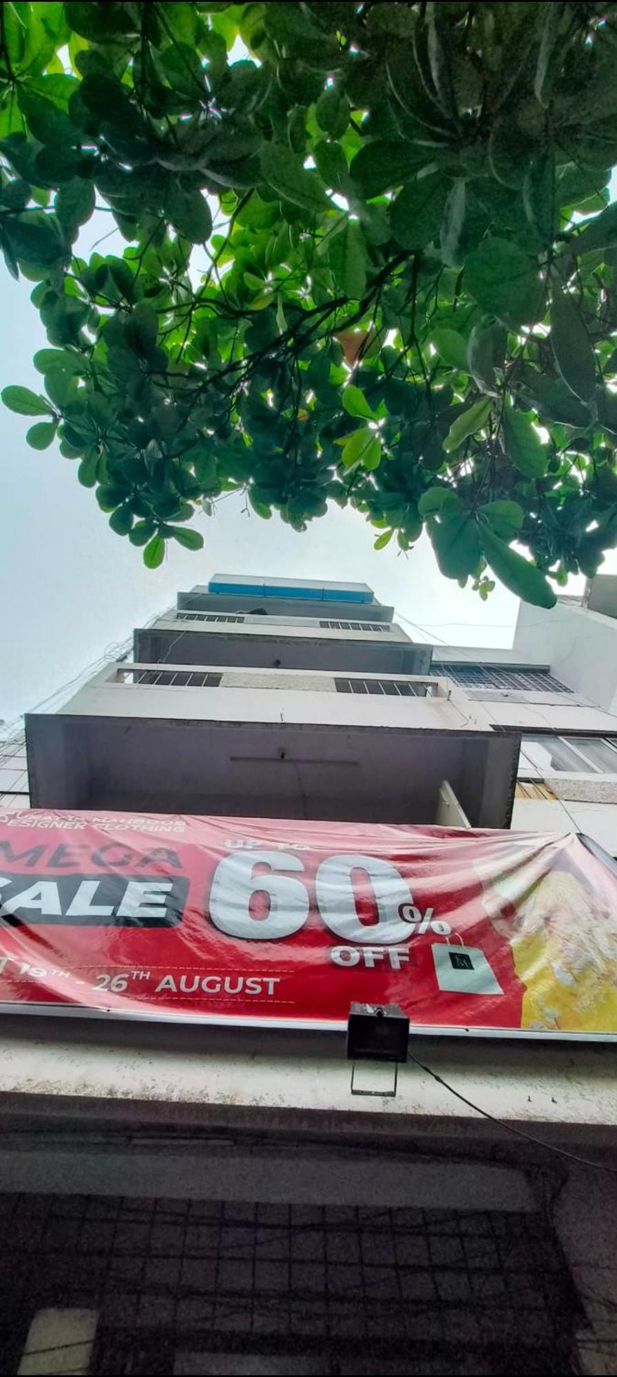 Royal Great Couple Friendly 2 Bhk Flat Road No 7 Banjara Hills