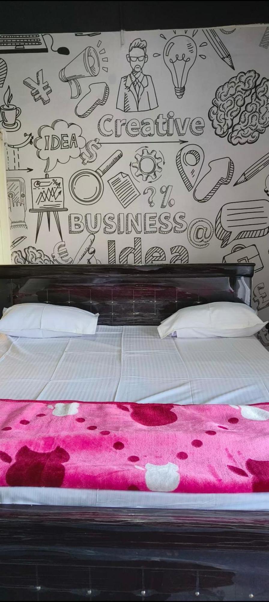 Apartment Royal Great Couple Friendly 2 Bhk Flat Road No 7 Banjara Hills Hyderabad