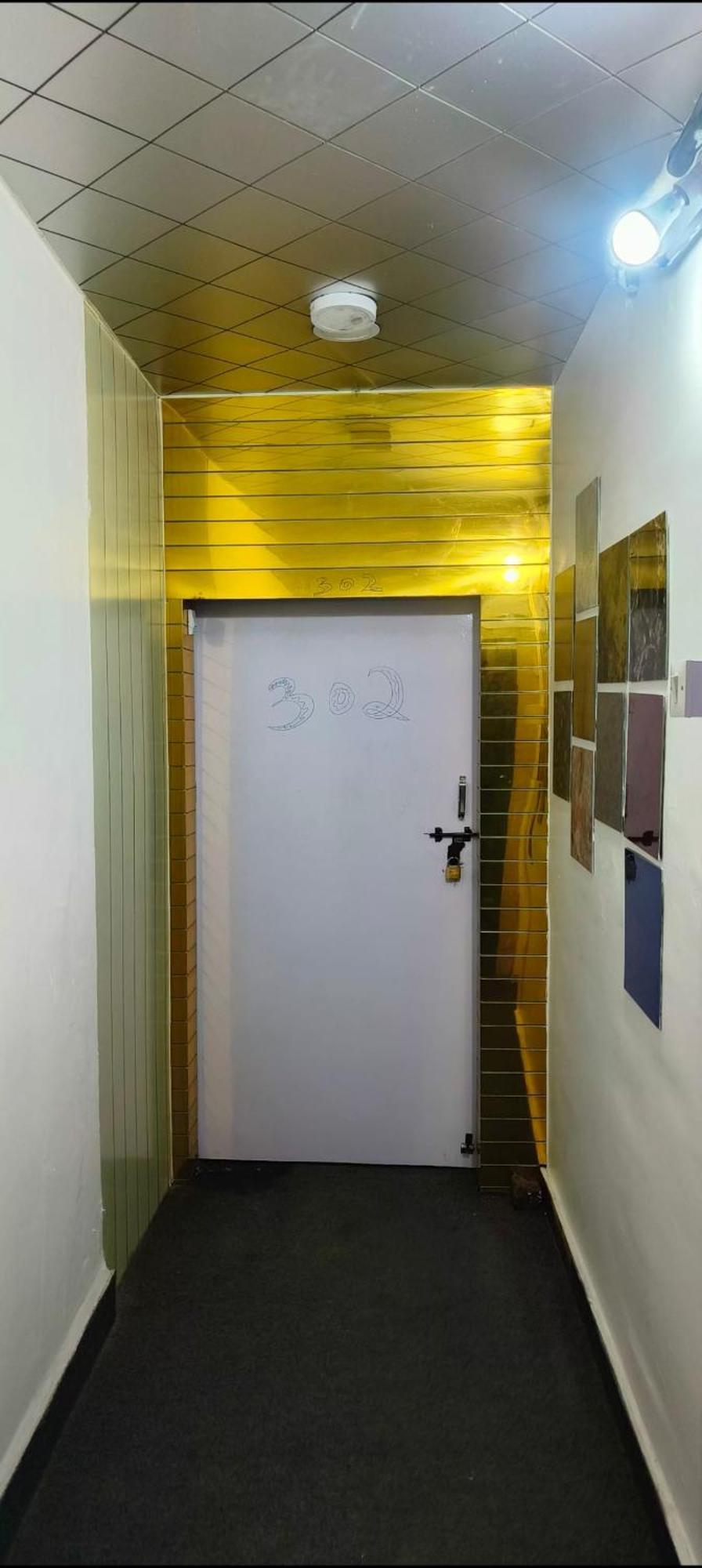 Apartment Royal Great Couple Friendly 2 Bhk Flat Road No 7 Banjara Hills *