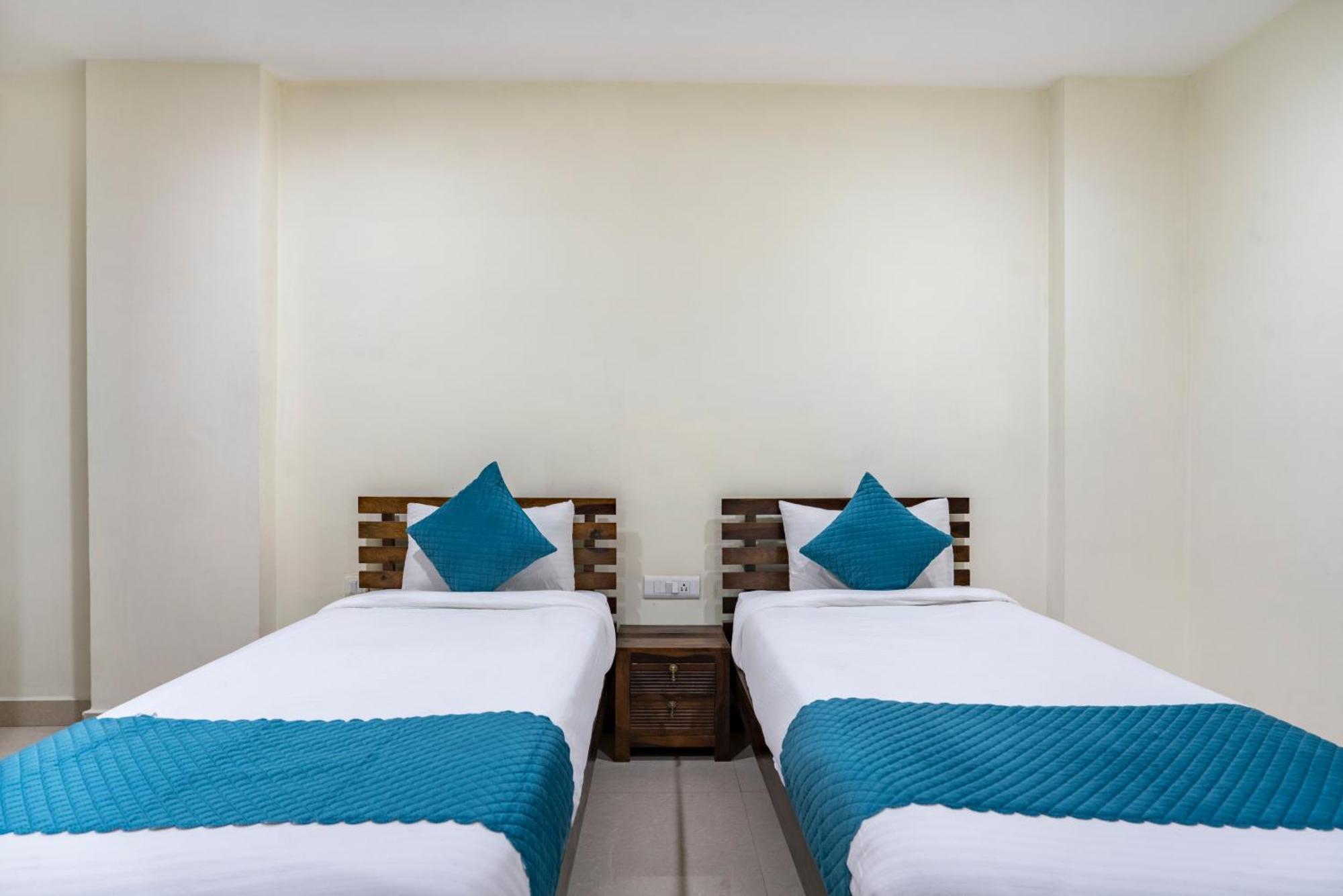 Sk Grand Luxury Hotel *