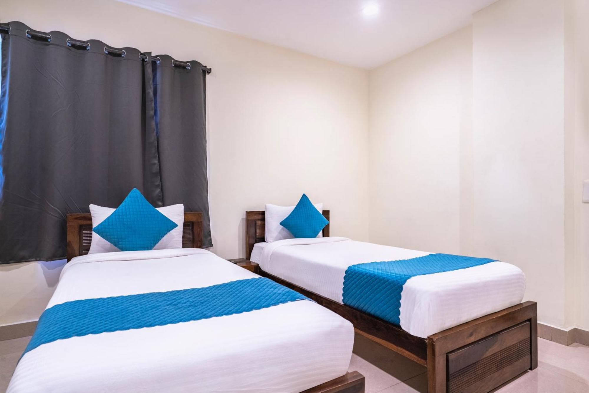 Sk Grand Luxury * Hyderabad