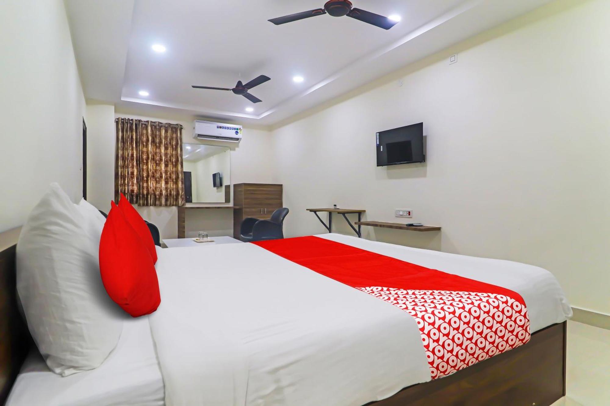 Hotel O Karan 3*