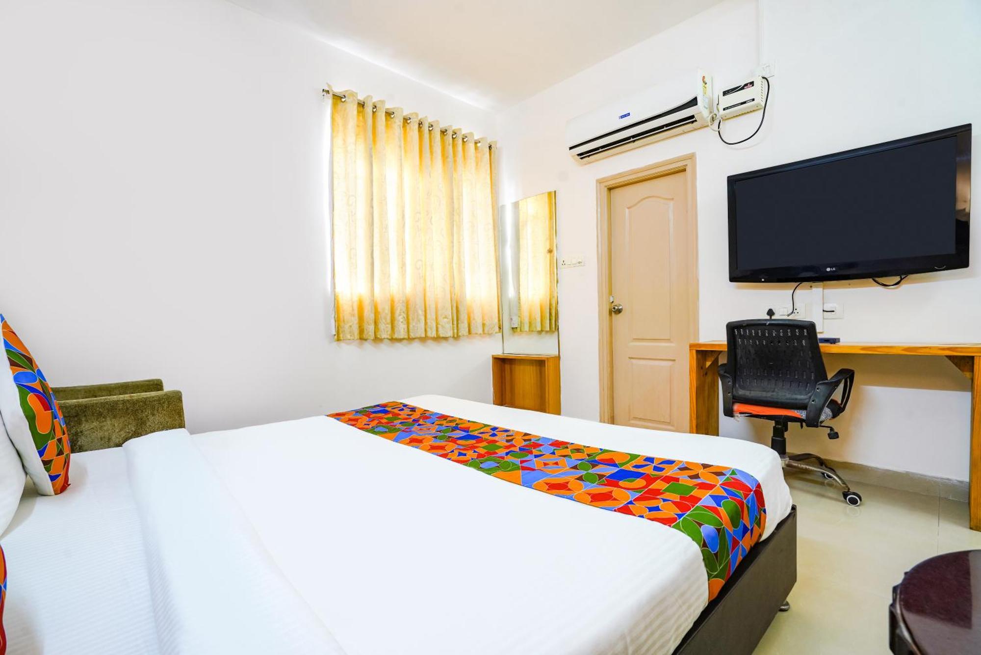 Fabexpress Blue Dawn - Hitech City Hotel