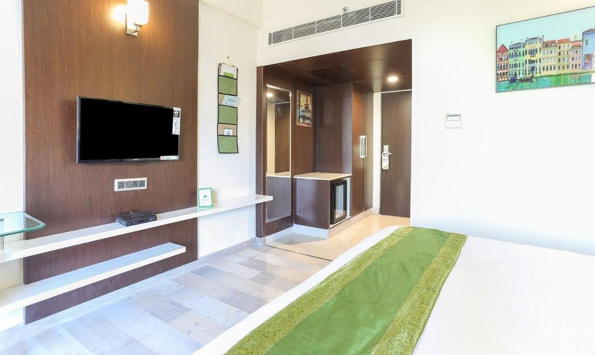 Wood Bridge Grand 3* Hyderabad