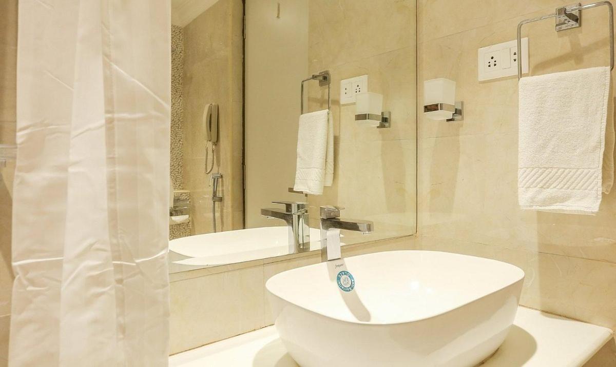 Wood Bridge Grand Hotel 3*