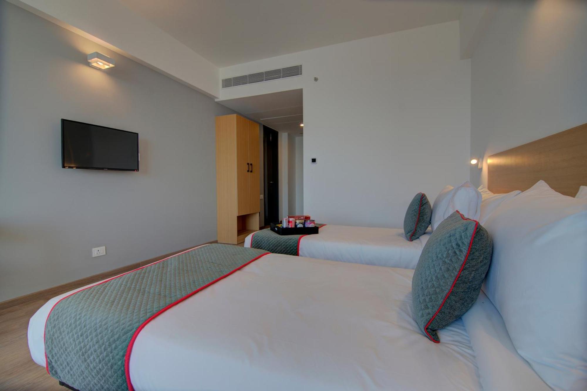 Hotel Townhouse De Alphabet Hyderabad