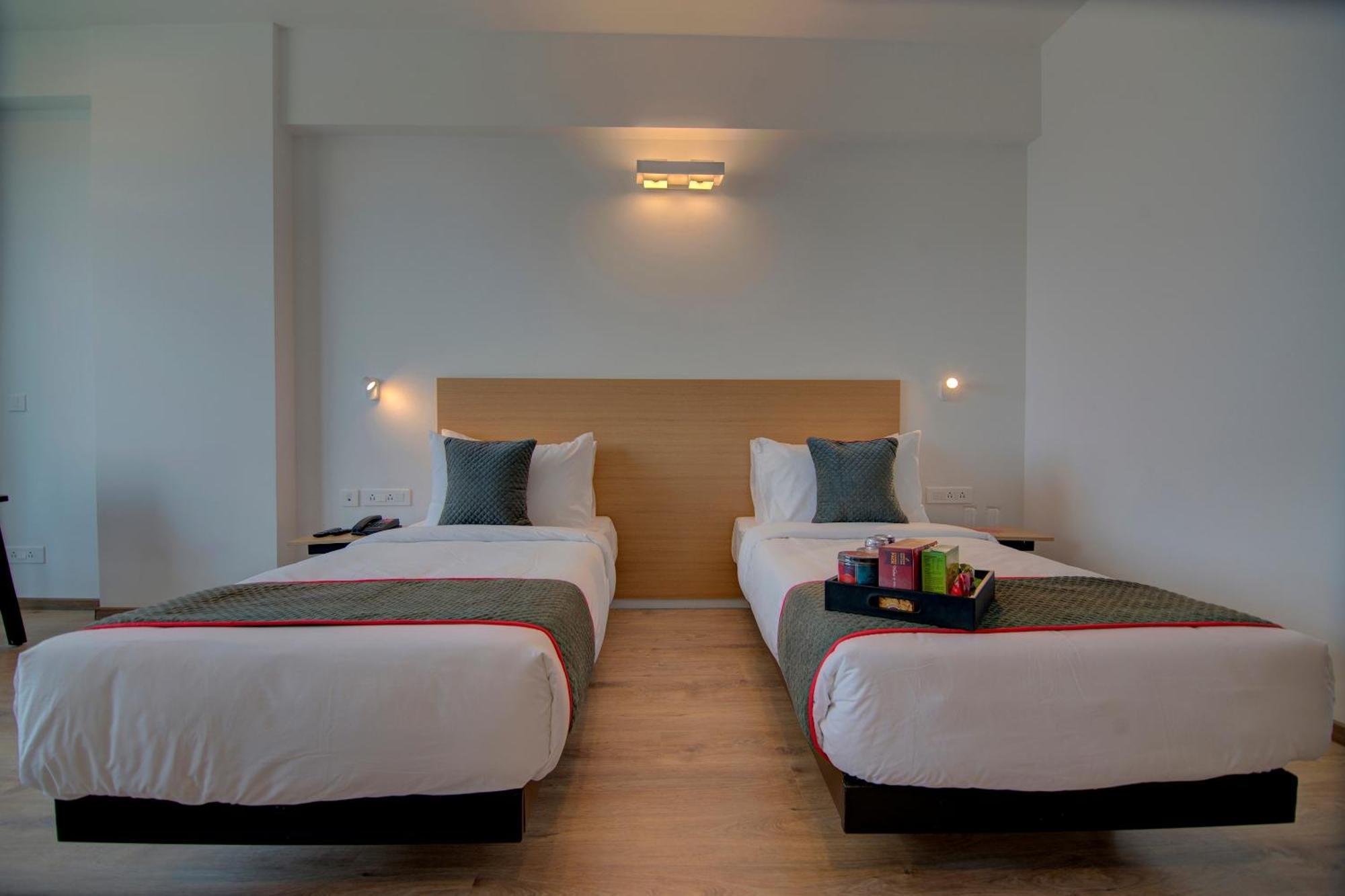 Townhouse De Alphabet Hotel