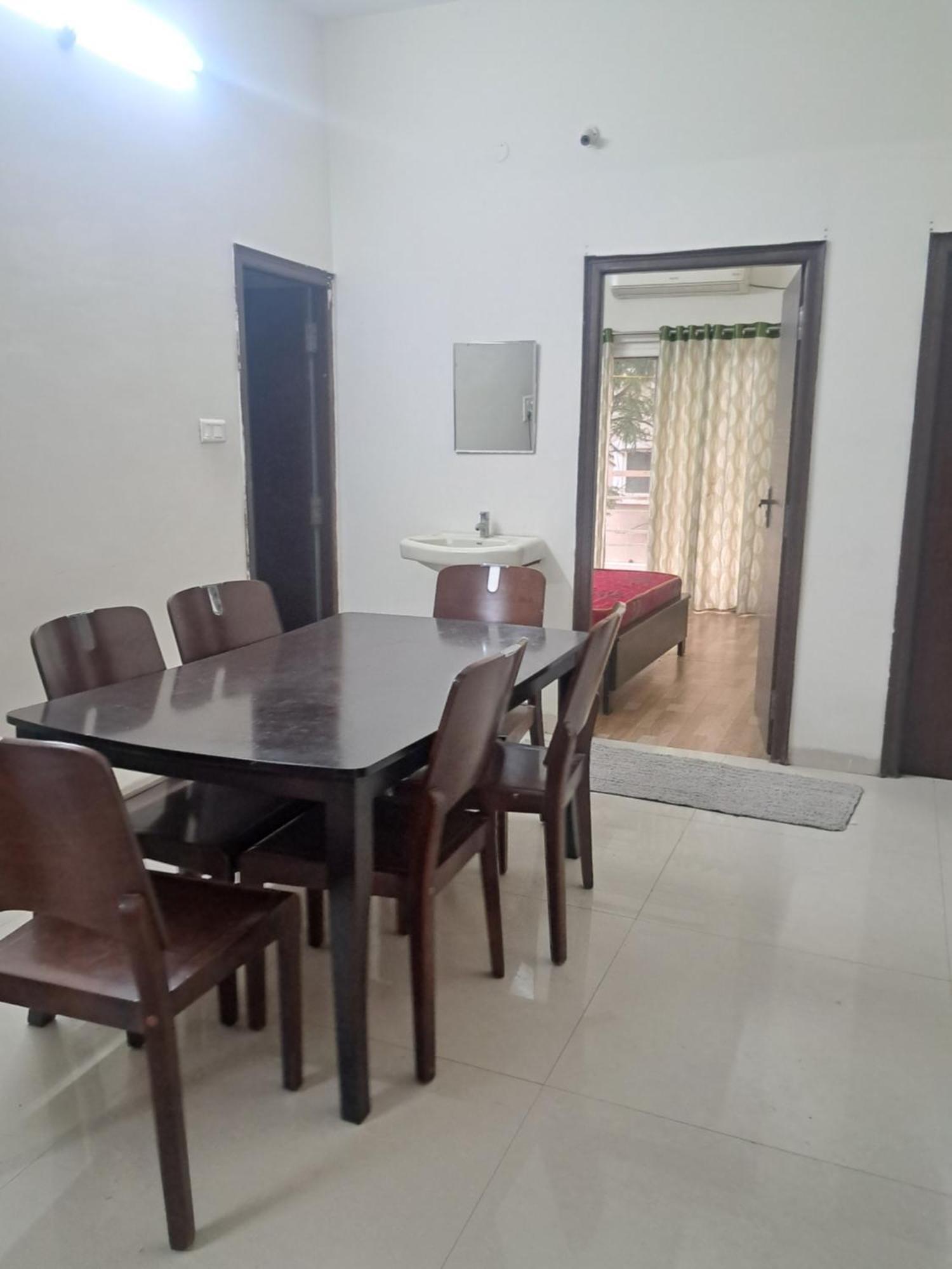 Gayathri Heights Apartamento *