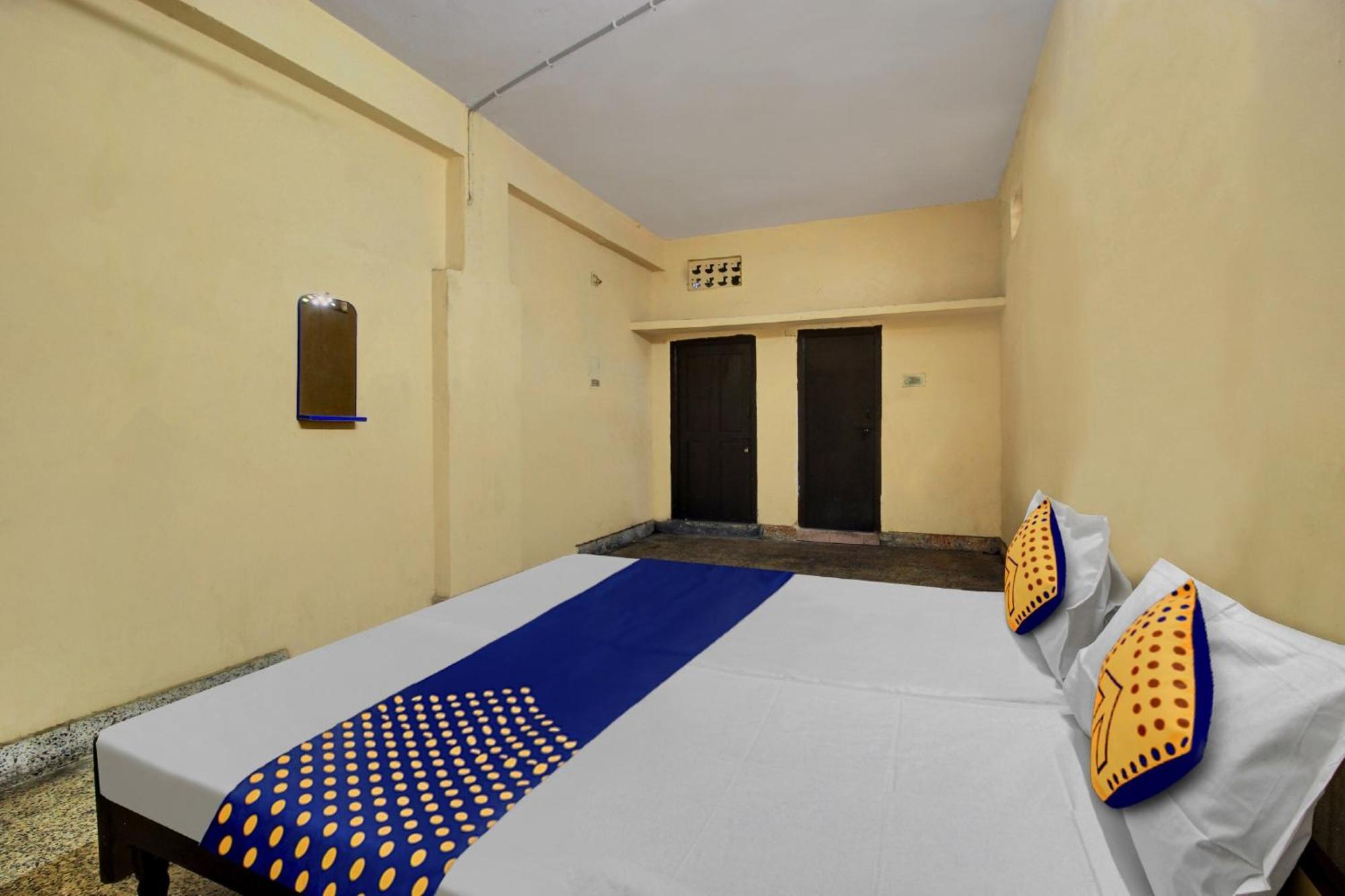 Hotel Spot On New Kaveri Hyderabad