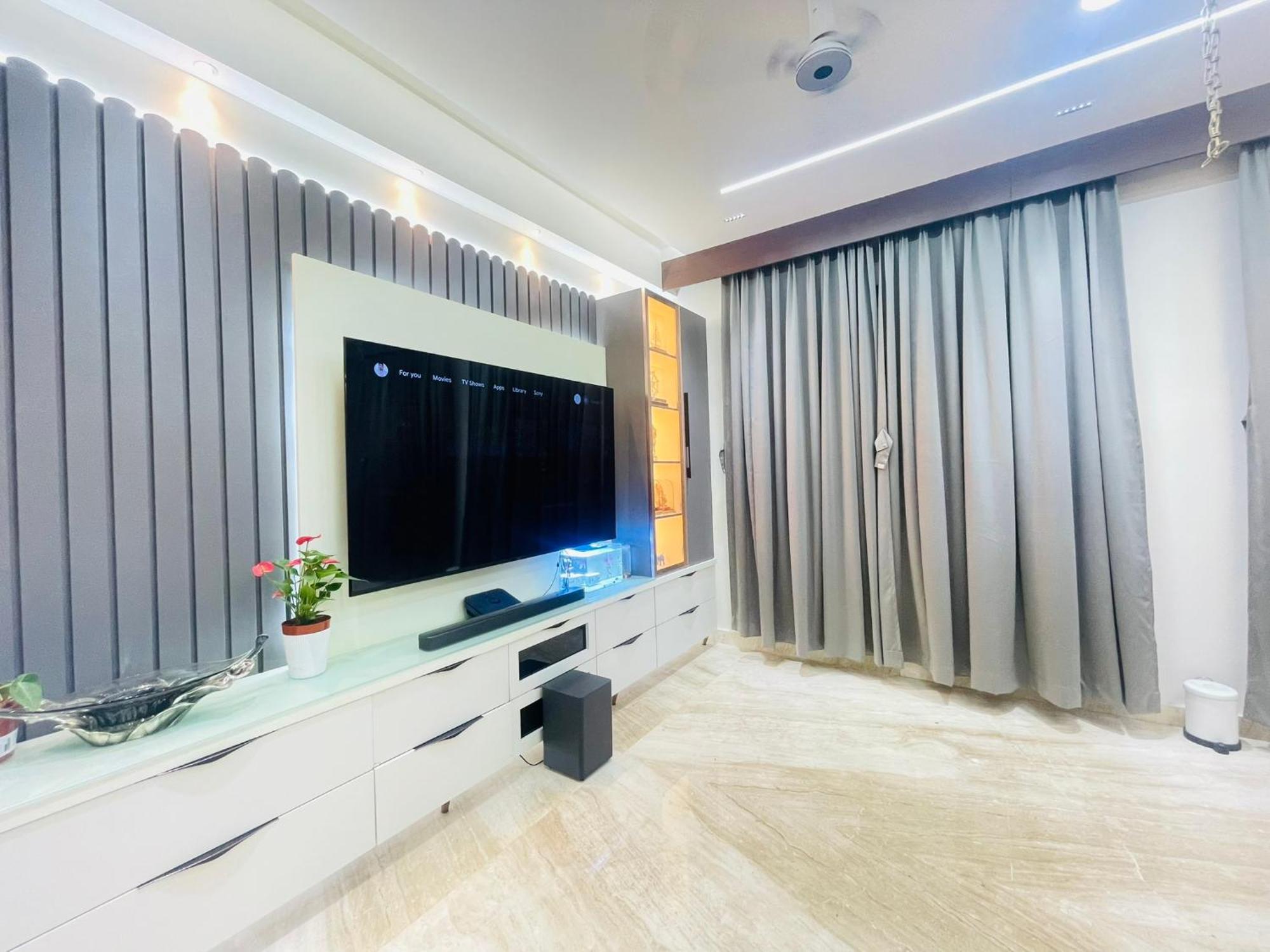 Villa Luxurious Garden View Duplex Hyderabad