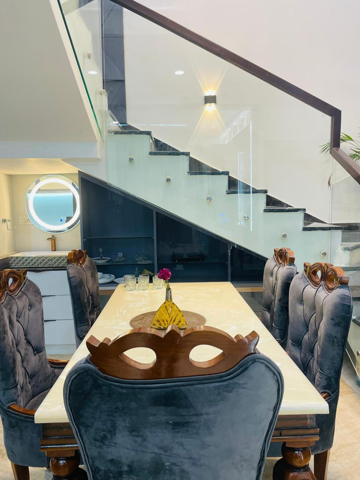 Luxurious Garden View Duplex Villa *