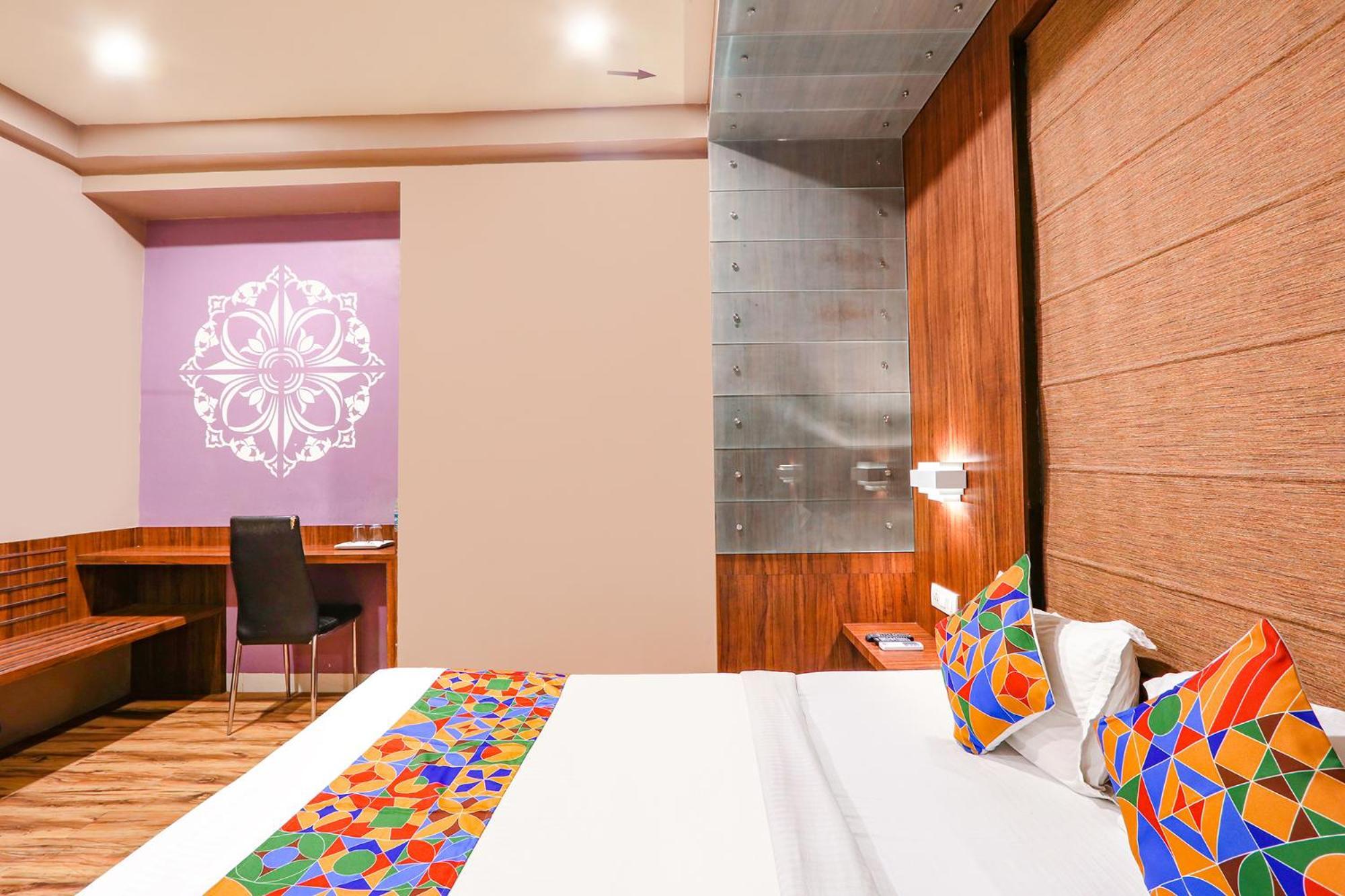 Fabhotel Arastu Plaza - Nr Nampally Railway Station Hotel Hyderabad