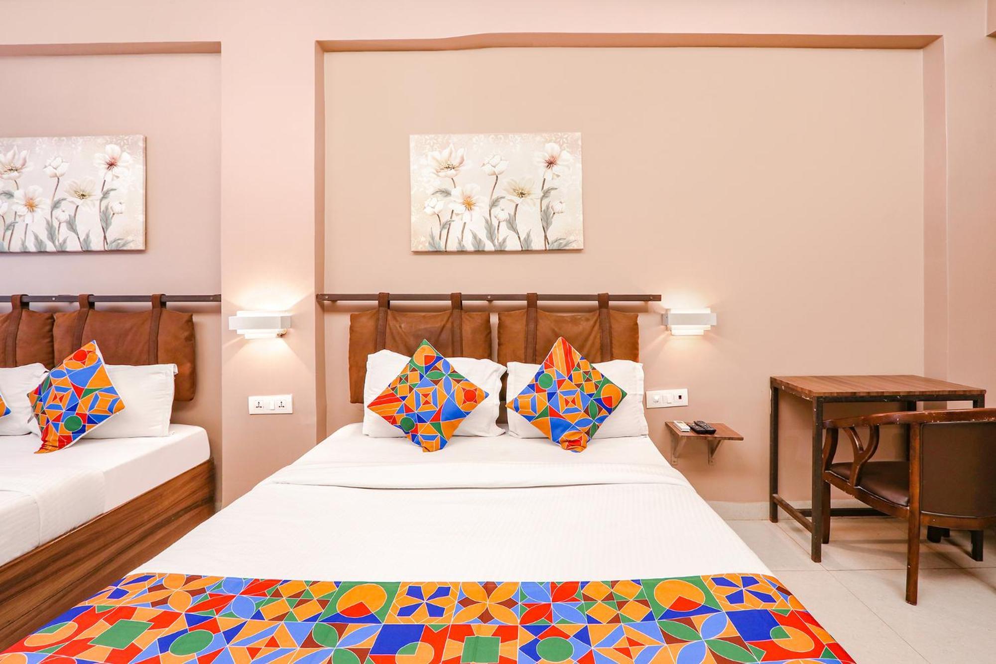 Fabhotel Arastu Plaza - Nr Nampally Railway Station 3* Hyderabad