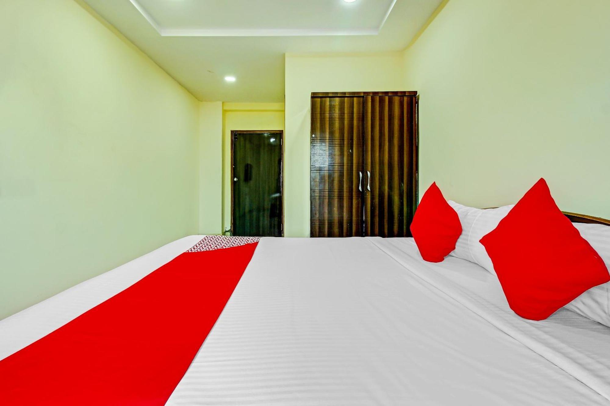 Hotel O Adhin Residency 3*