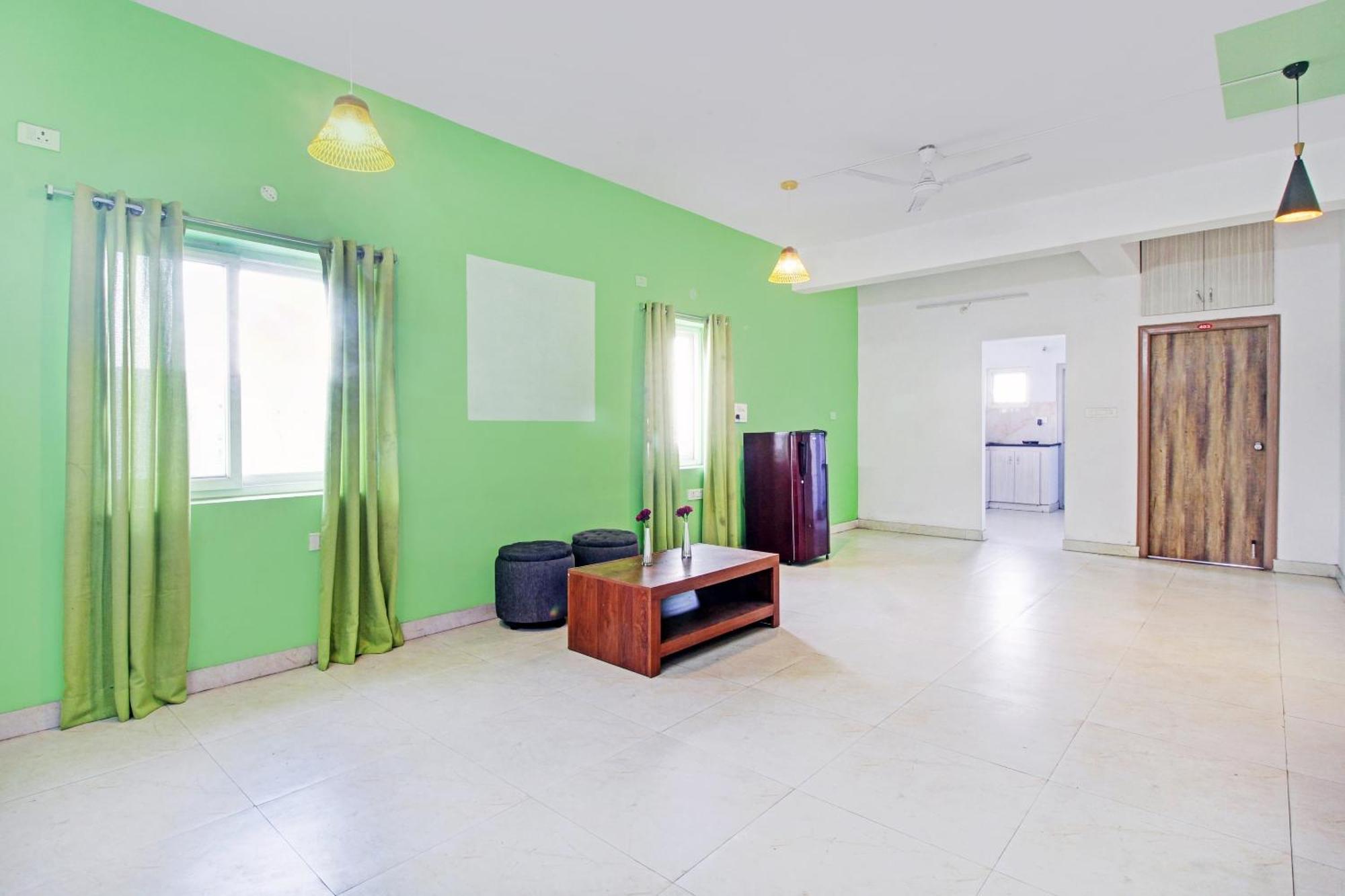 Collection O Shining Near Erragadda Metro Station 4*