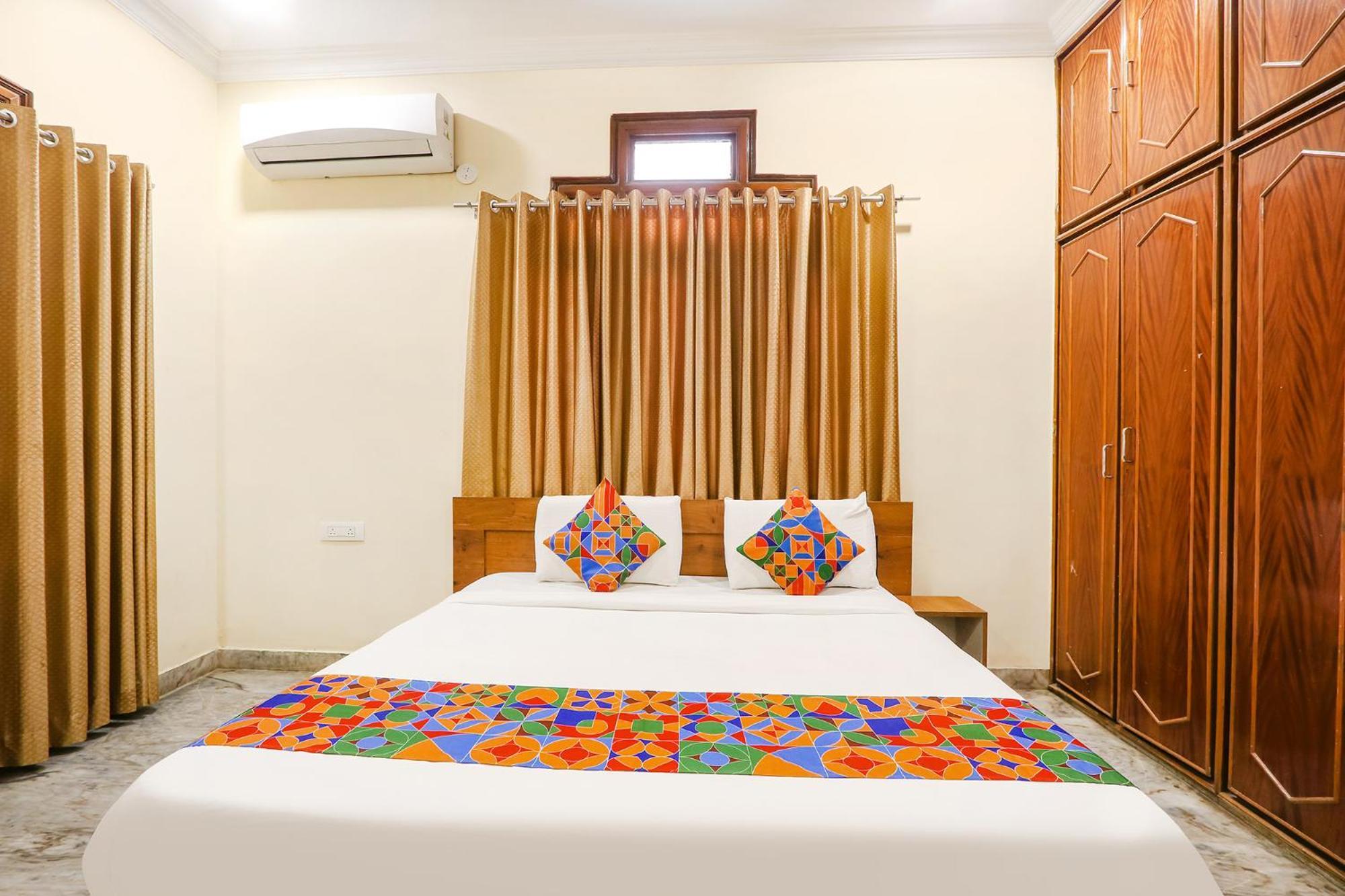 Hotel Fabexpress Kpotel Hyderabad