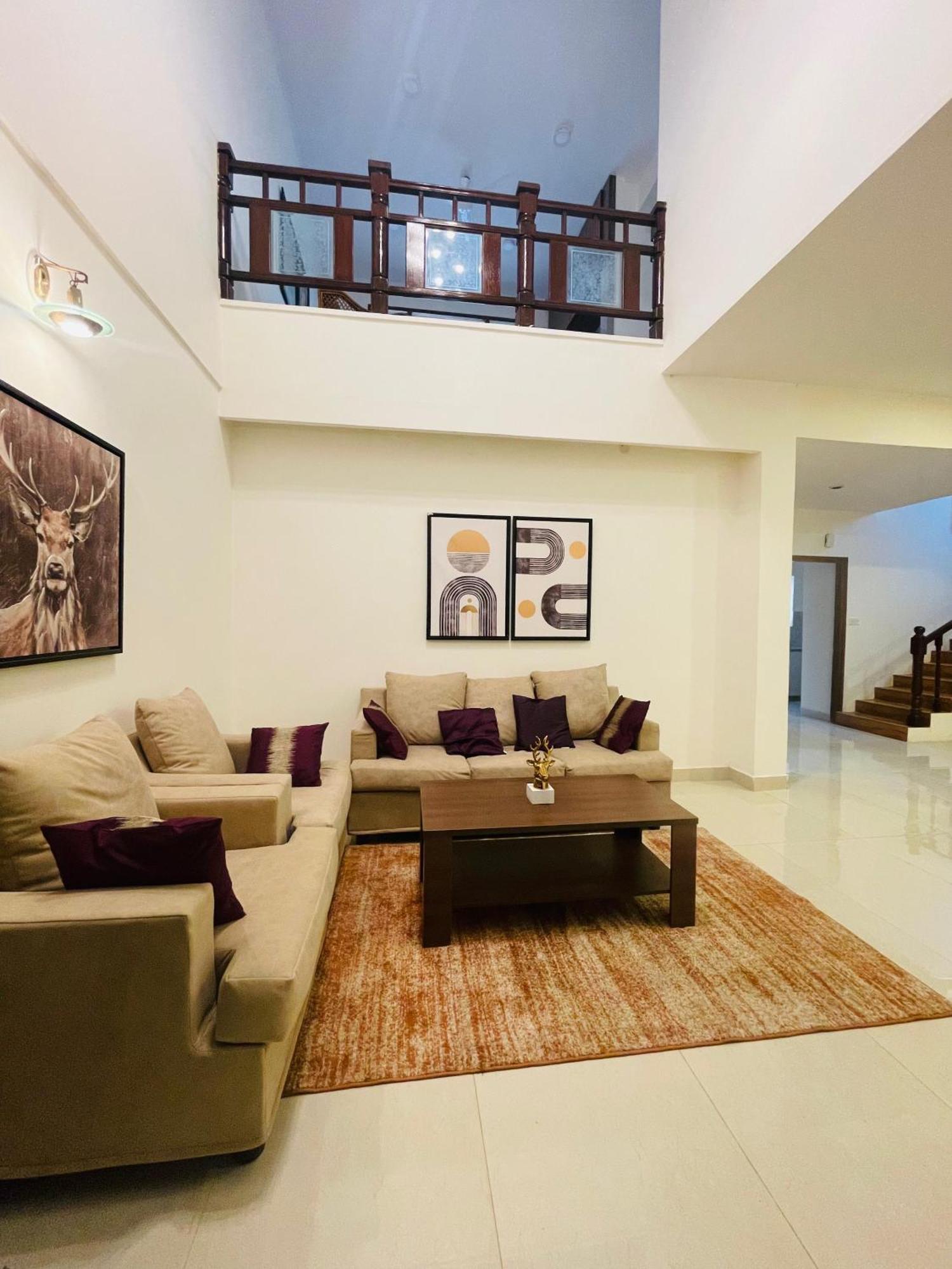 Chic Banjara Hills Apartment Hyderabad