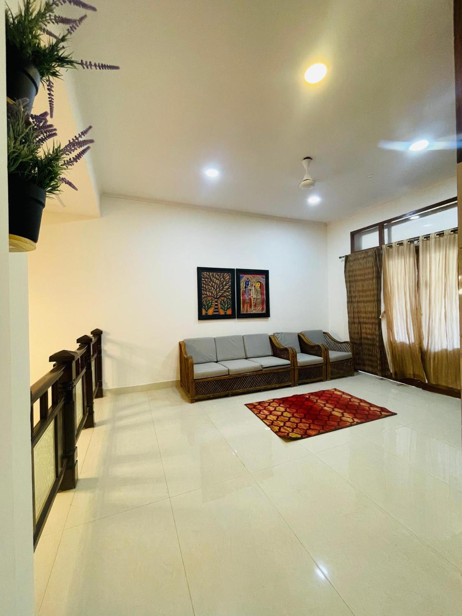 Chic Banjara Hills Apartment