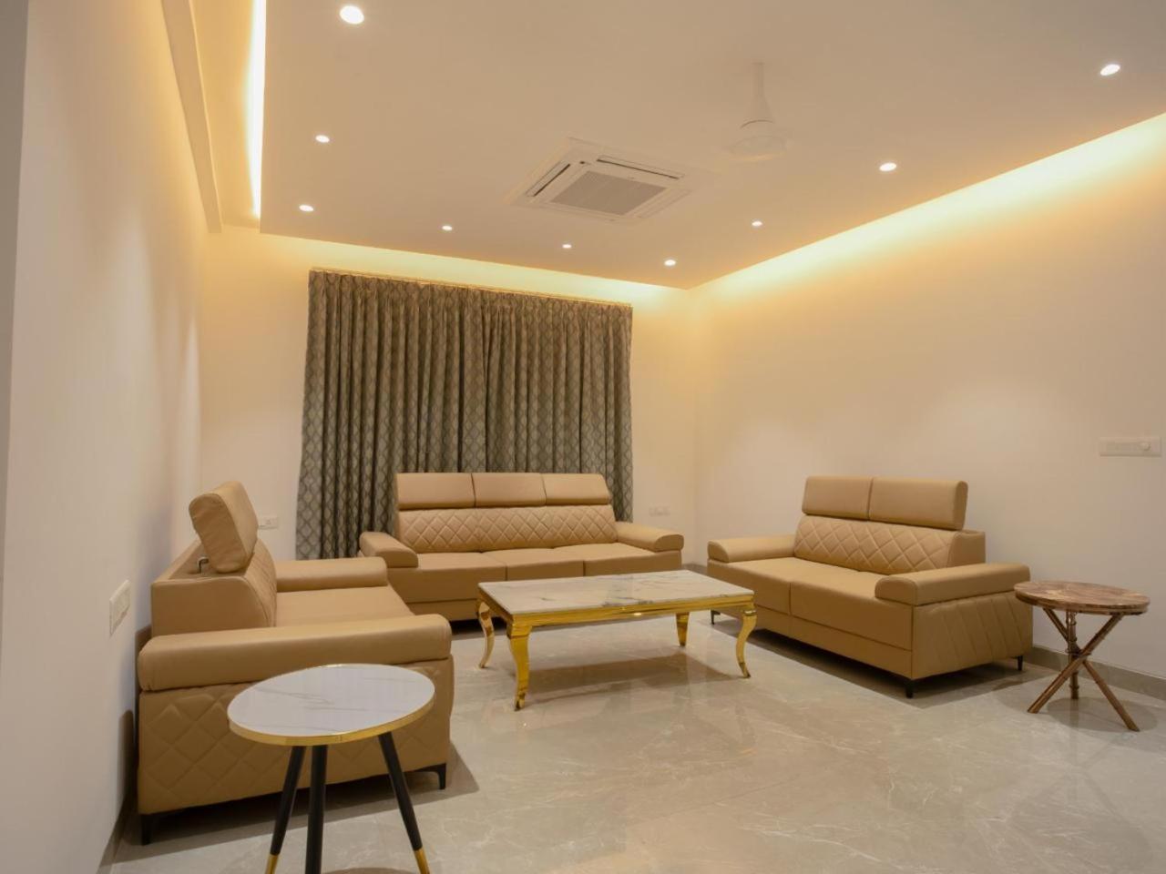 Apartment Let *