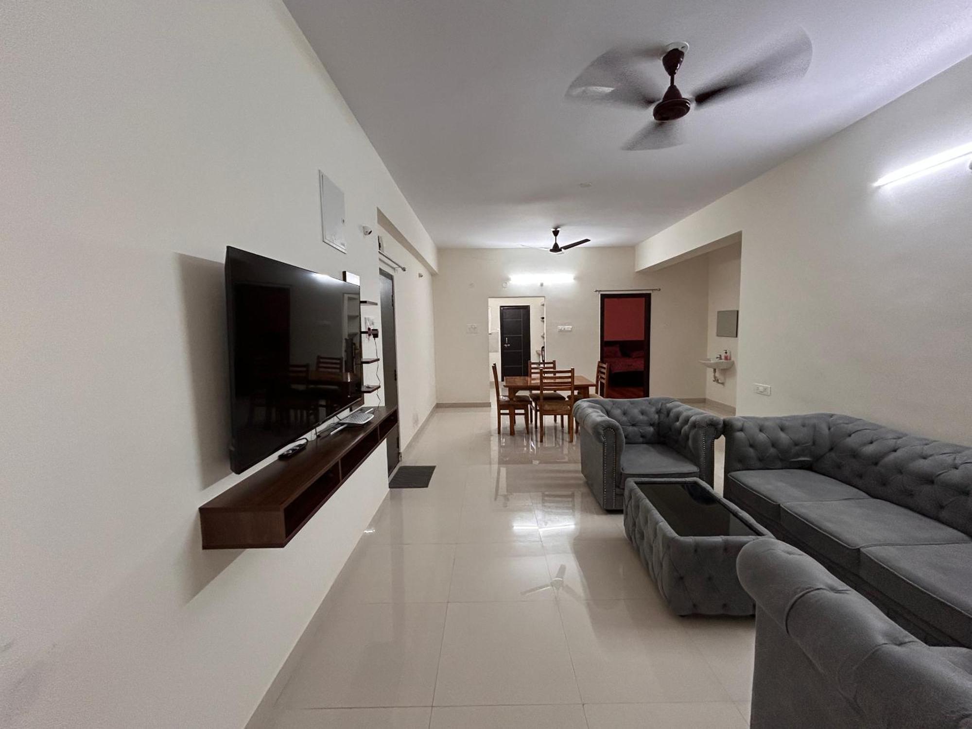Mee Homes Madhapur Family Luxury Fully Furnished 2 Bhk Flats Apartment