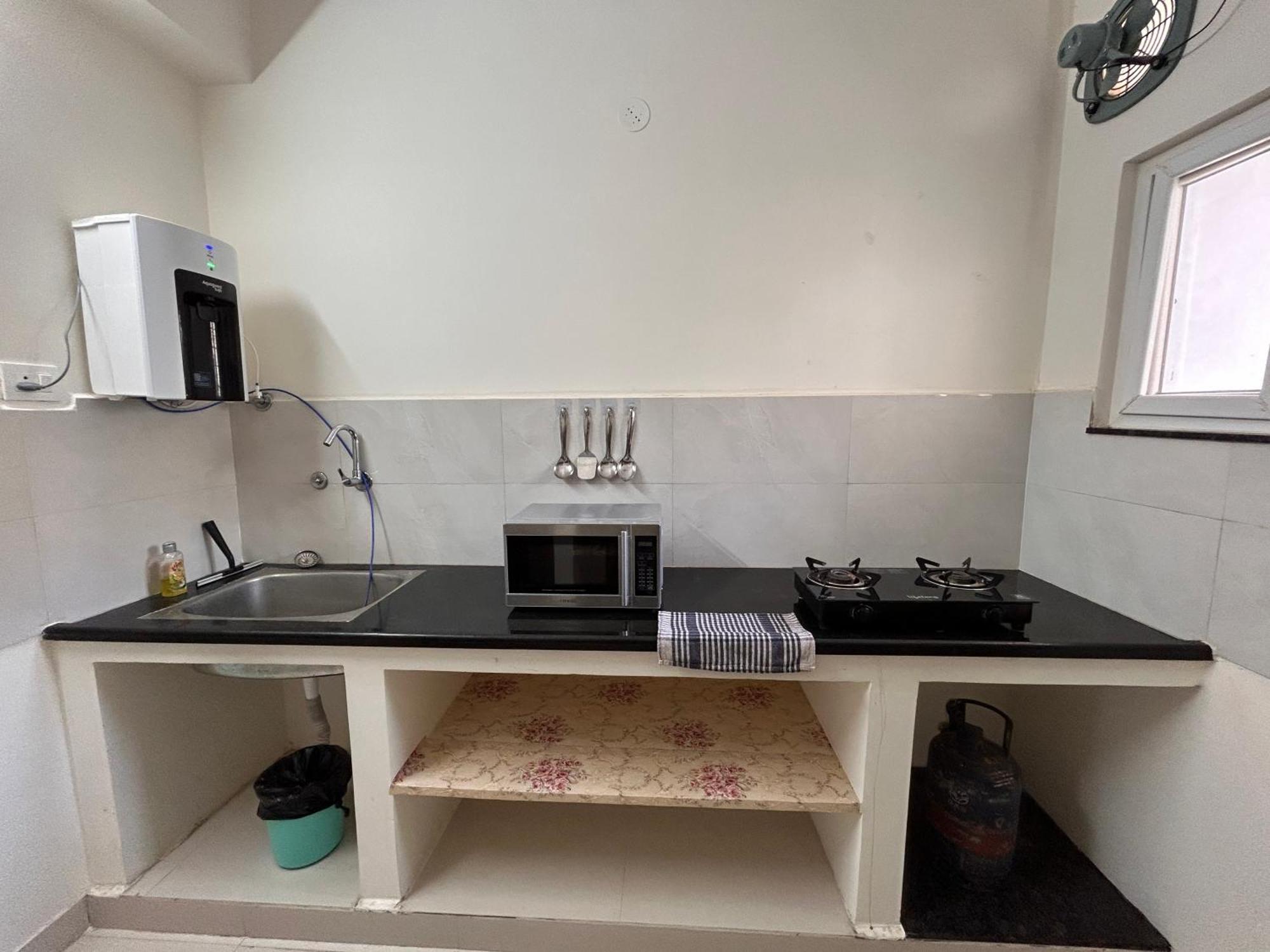 Mee Homes Madhapur Family Luxury Fully Furnished 2 Bhk Flats Hyderabad