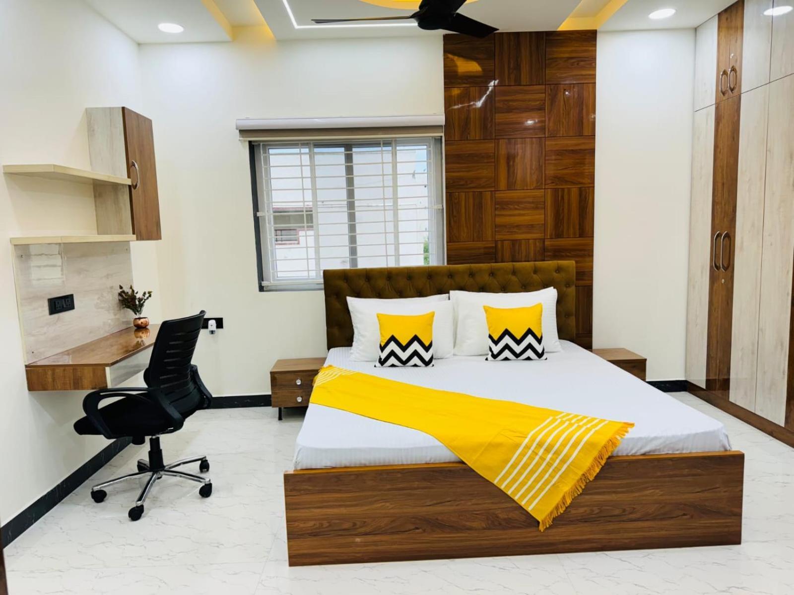 Bluo Penthouse - Terrace Garden Gachibowli Apartamento