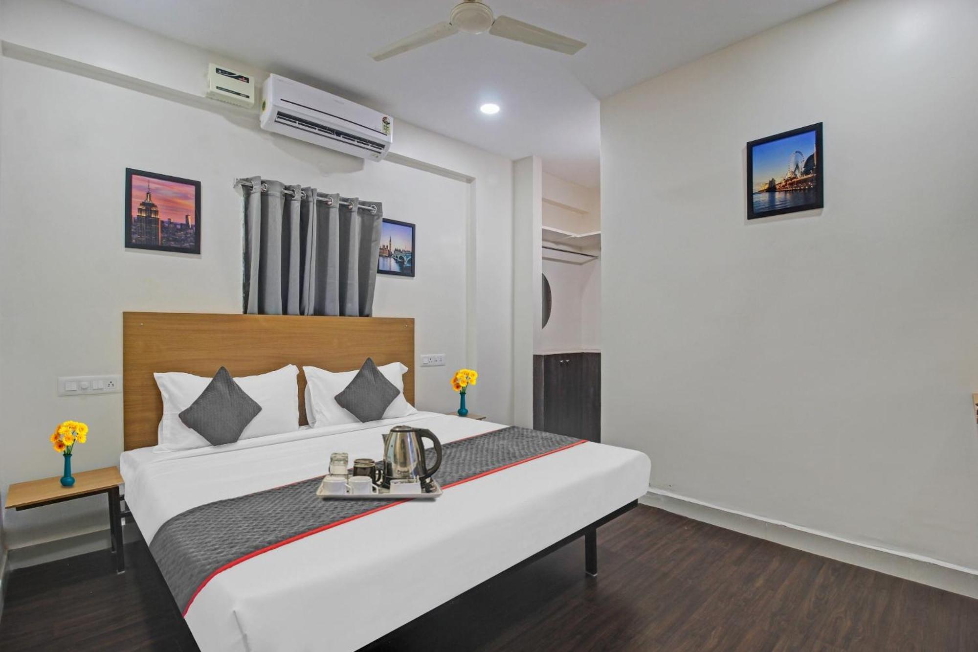 Hotel Townhouse Jahnavi Group Near Kiims Hospital