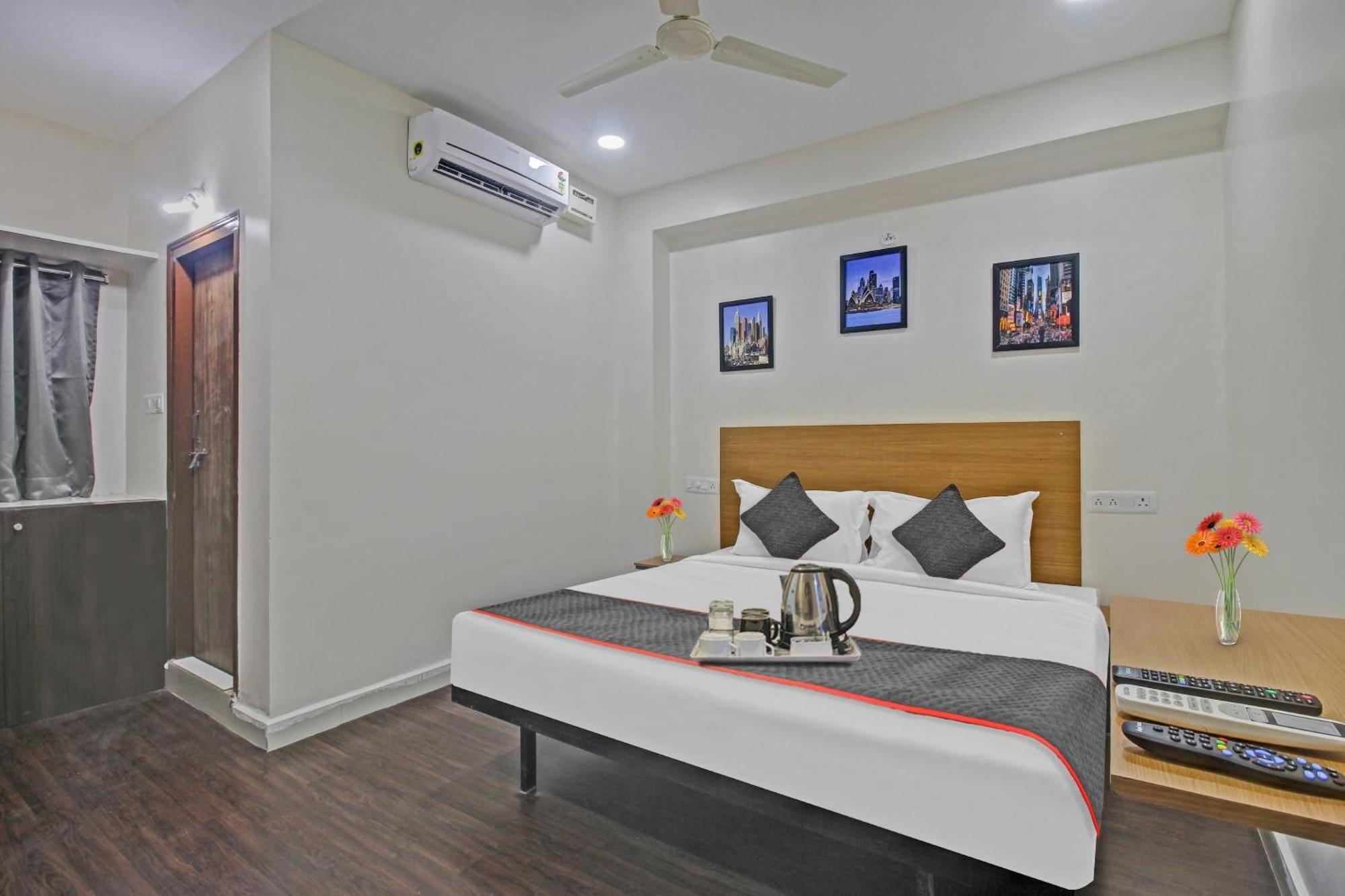 Townhouse Jahnavi Group Near Kiims Hospital 3*