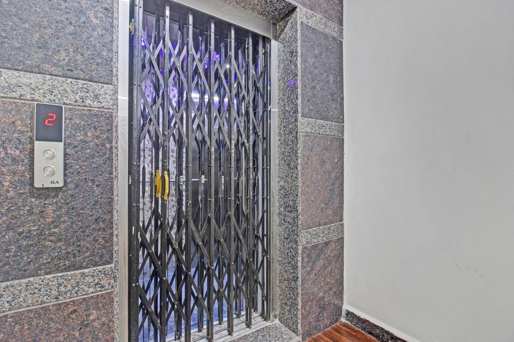Hotel Townhouse Jahnavi Group Near Kiims Hospital Hyderabad