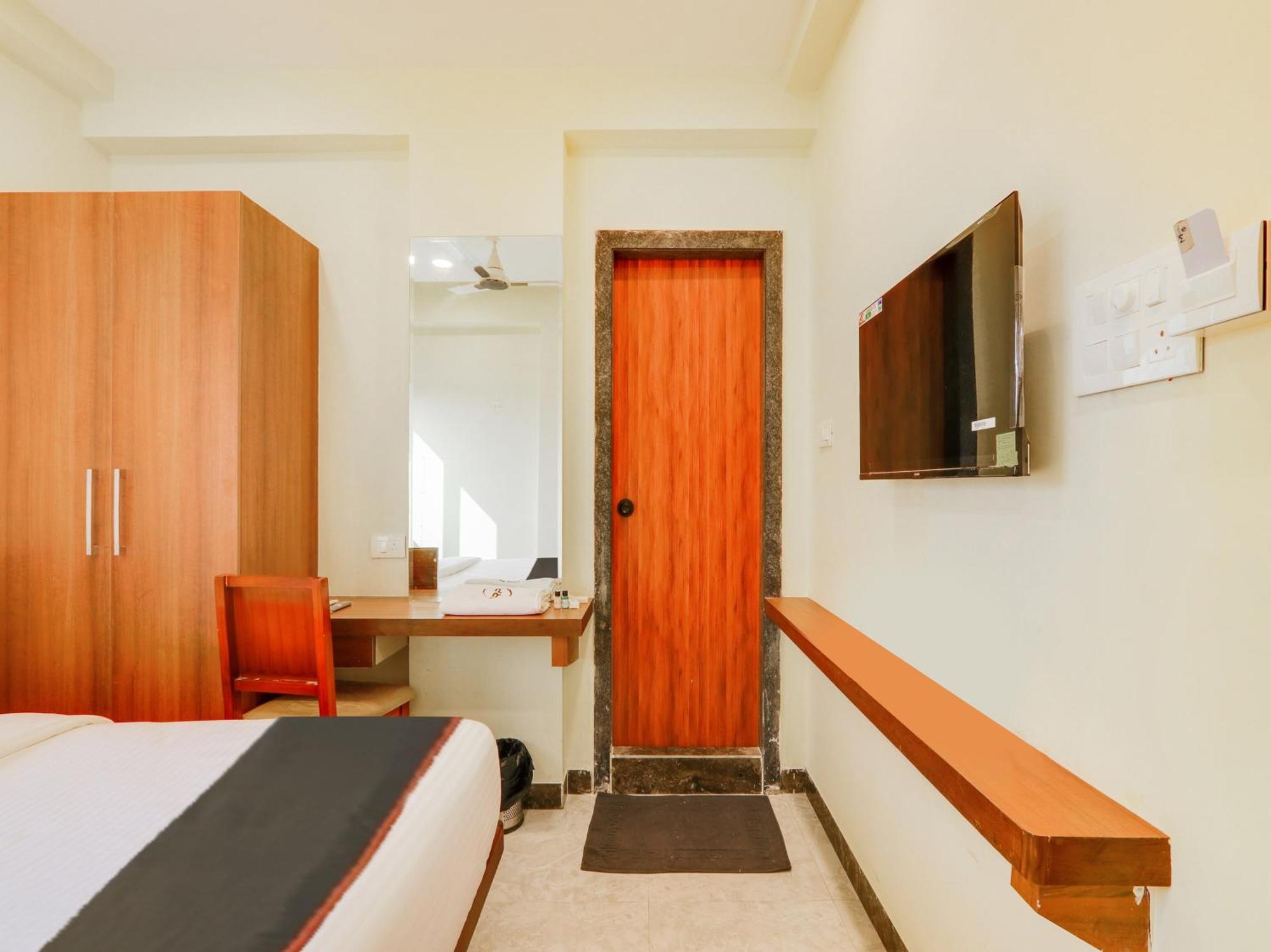 Collection O Srp Luxury Hotel 4*