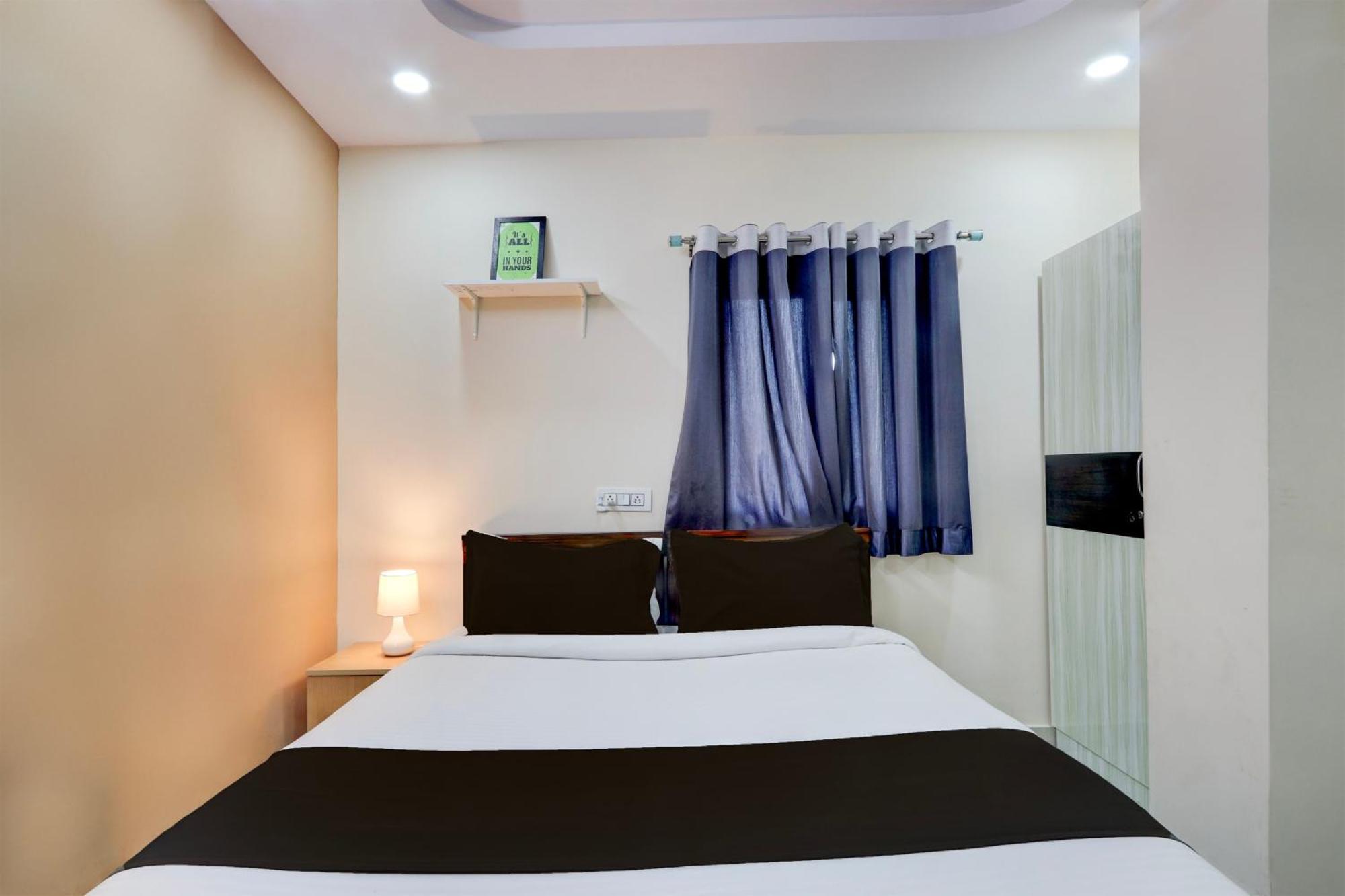 Collection O Sri Balaji Luxury Hotel Hyderabad