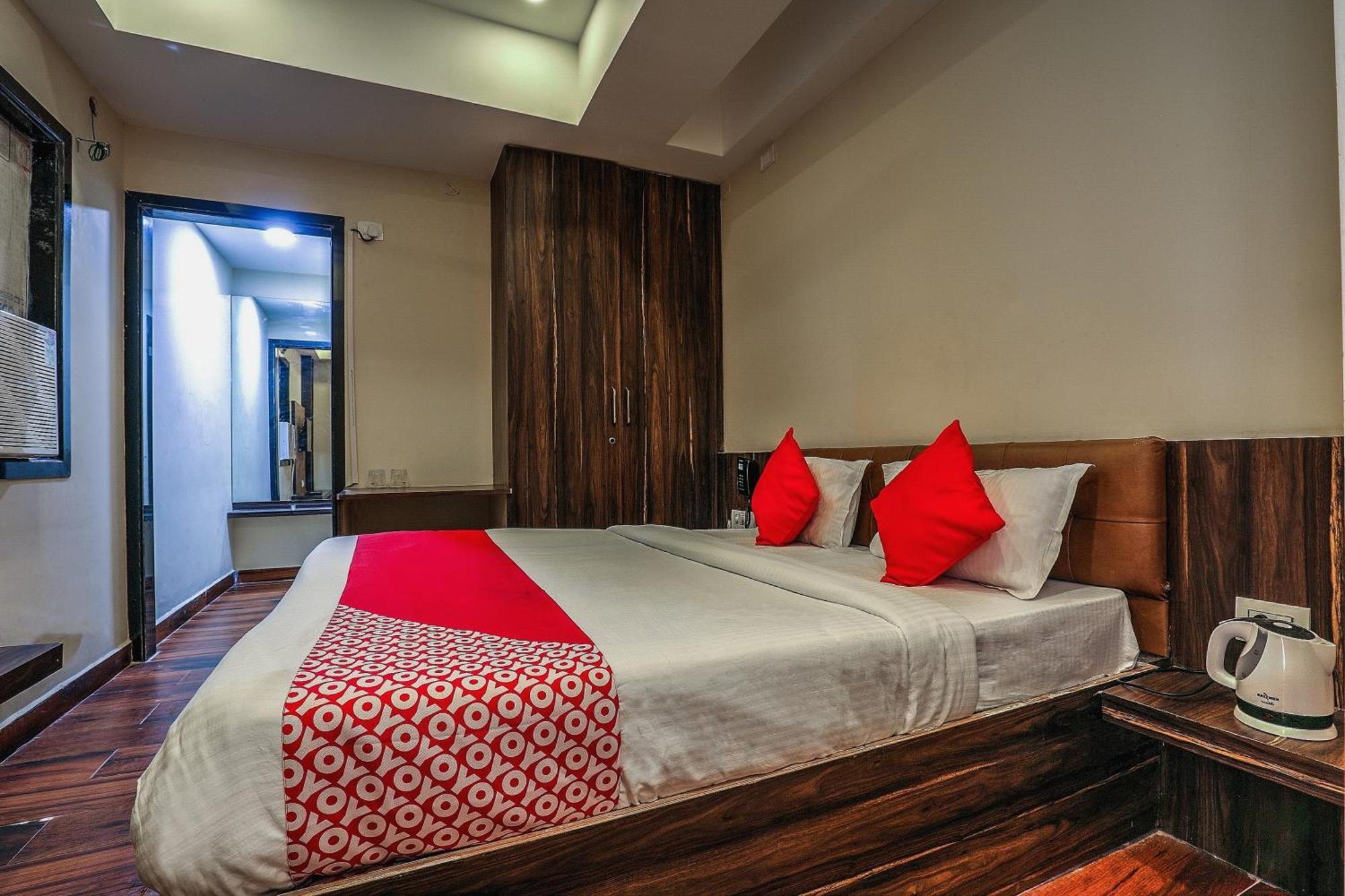 Capital O Sky Grand Hotel