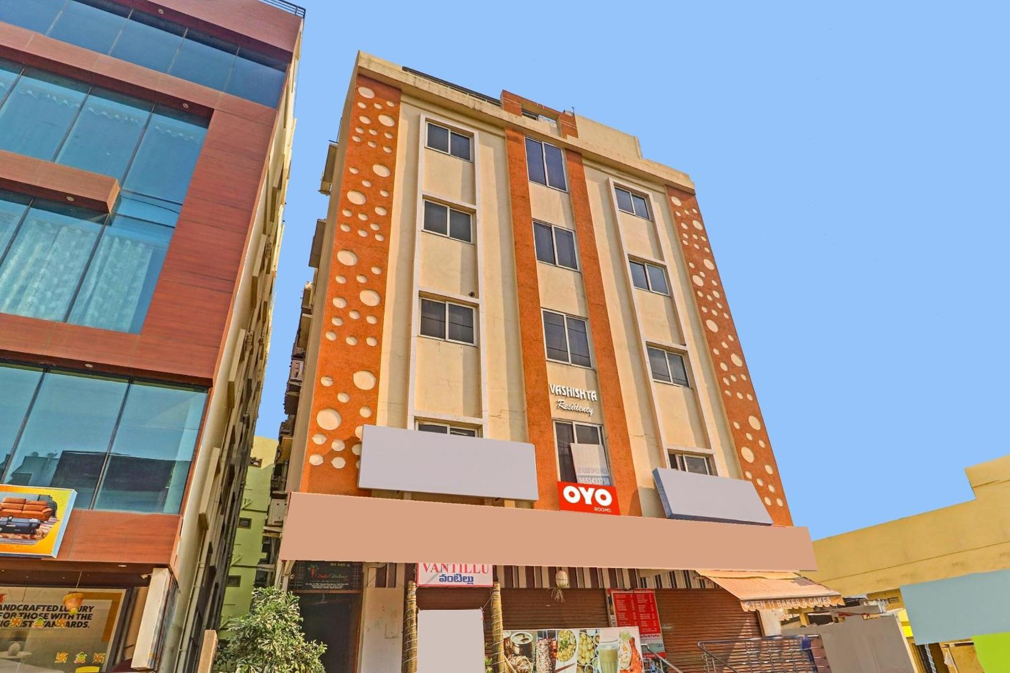 Oyo Flagship Grand Aarvi Near Nexus Hyderabad