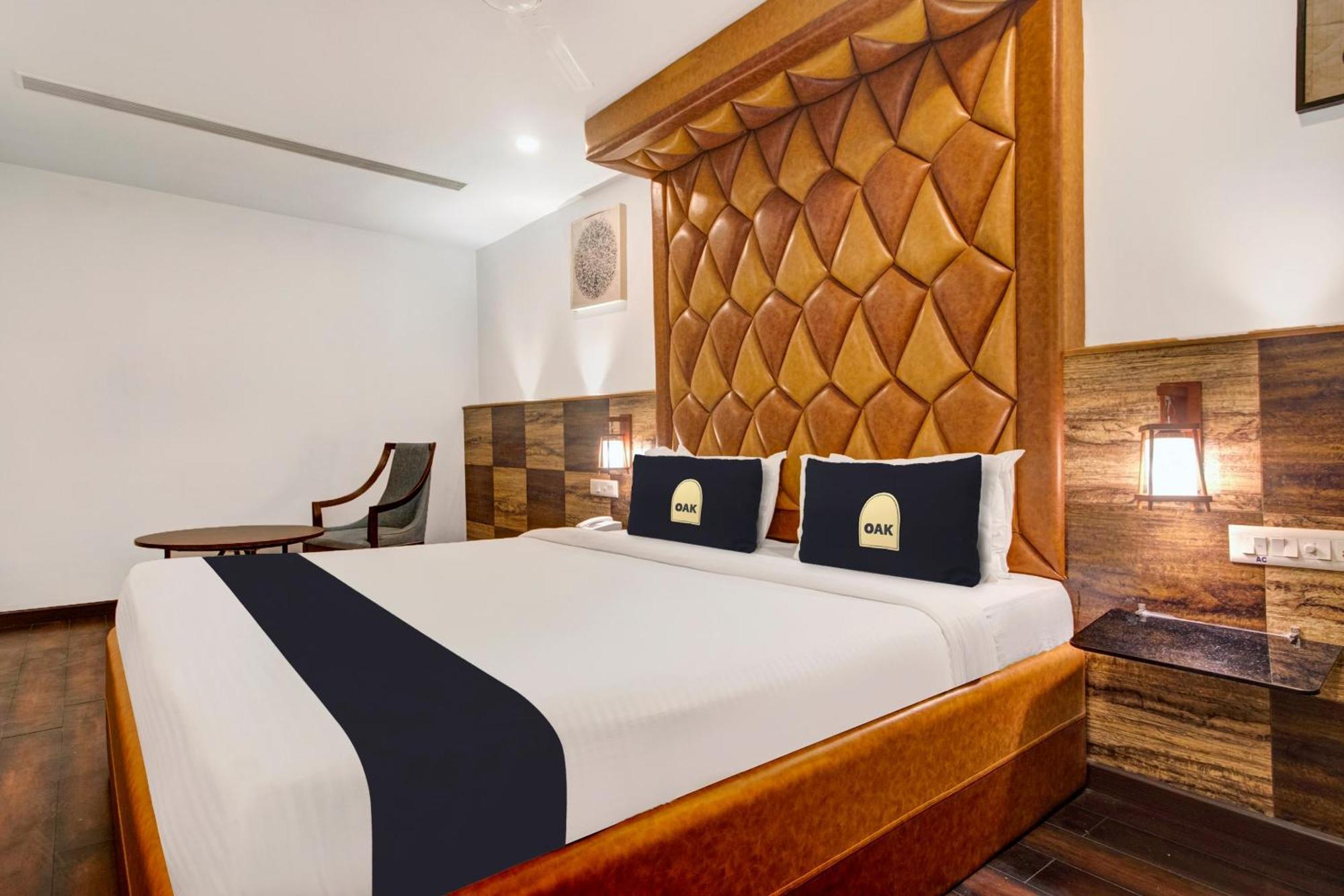 O Oak Whiteridge Near L.v Prasad & Basava Tharakam Hospital Banjara Hills 4* Hyderabad