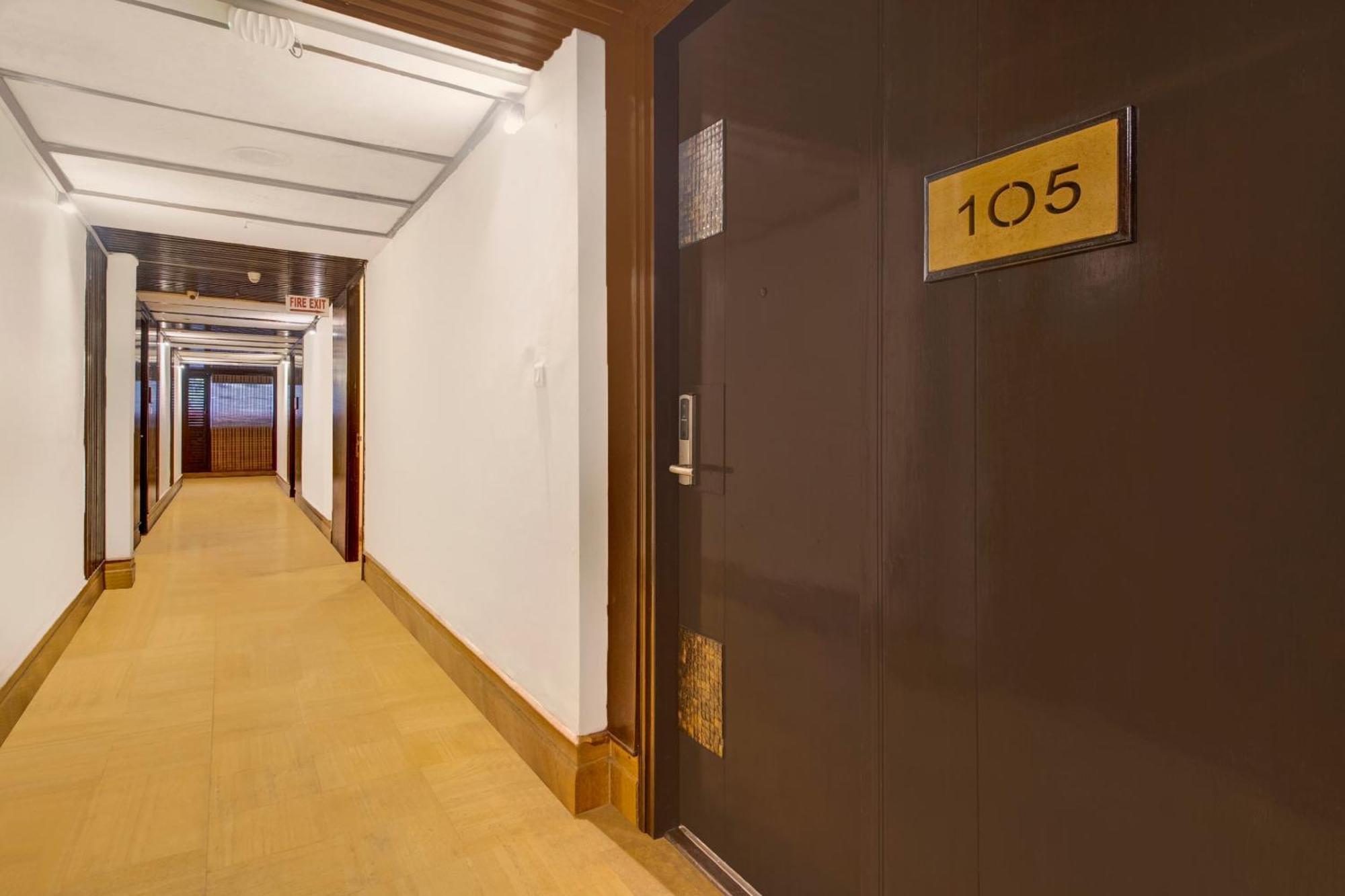 Hotel O Oak Whiteridge Near L.v Prasad & Basava Tharakam Hospital Banjara Hills