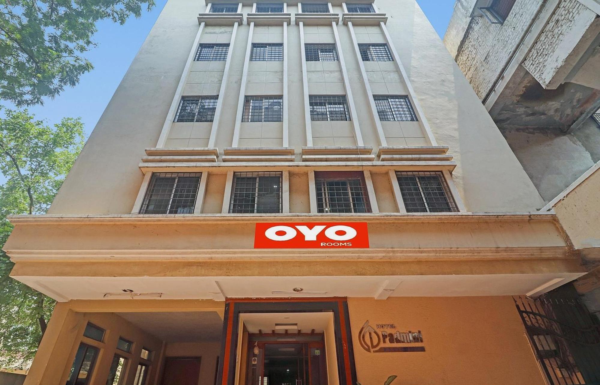 O Padmini Near Lakdikapool Metro Station 3* Hyderabad