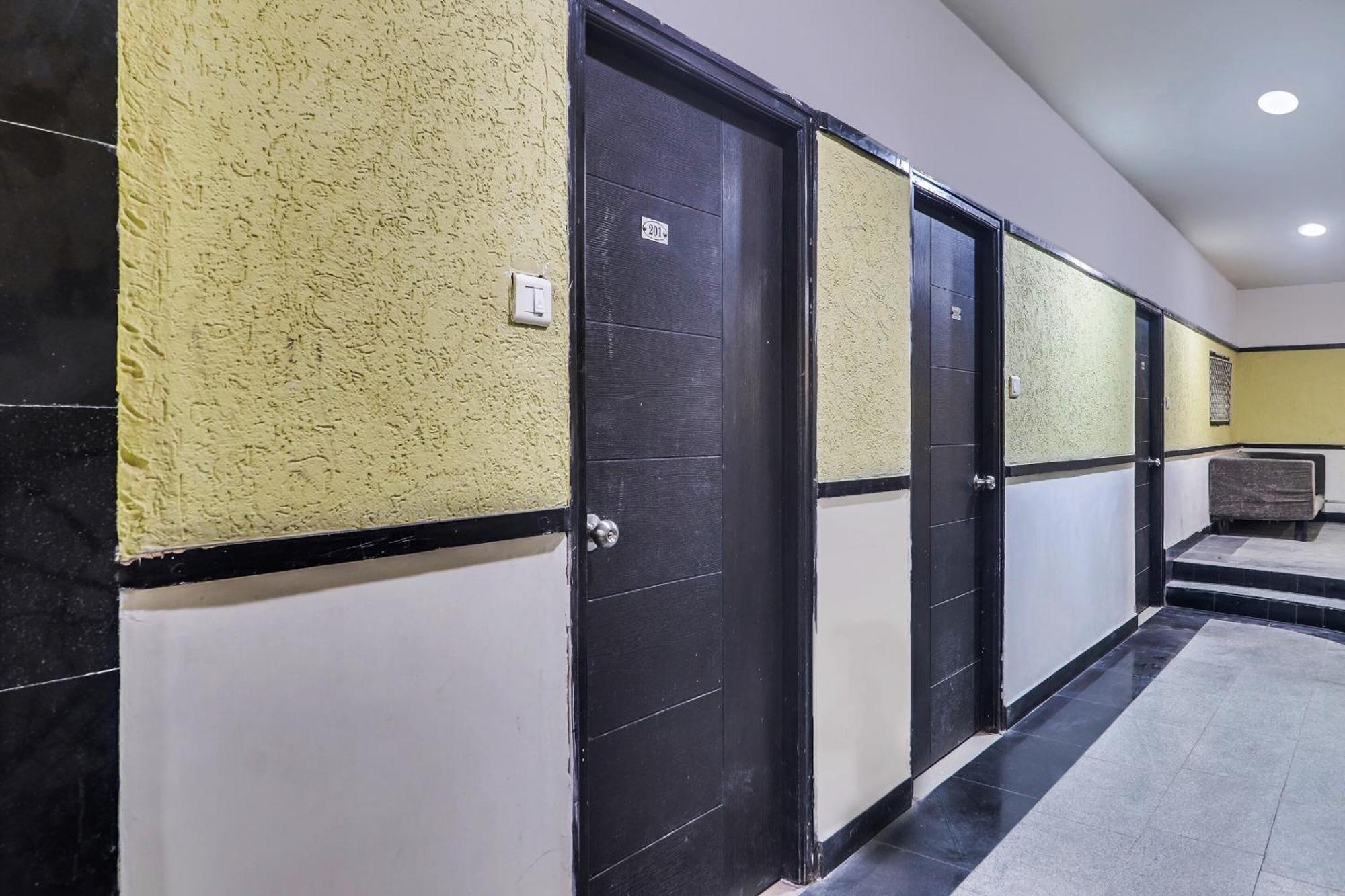 Super O Qualia Dilsukhnagar Near Dilsukhnagar Metro Station 4* Hyderabad