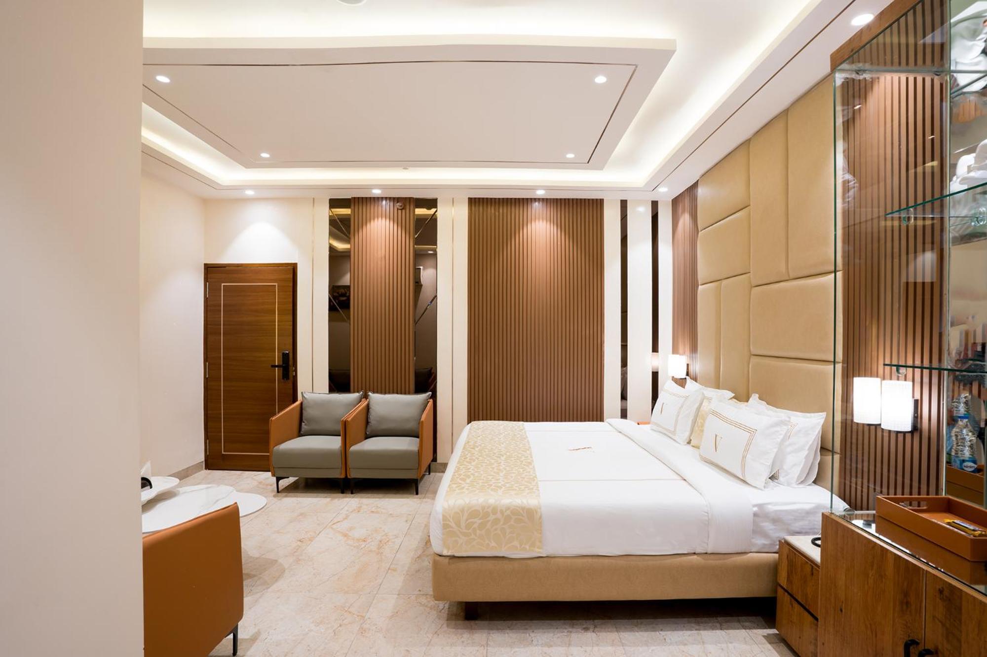 Hotel Oriva Vinflora Residency - Nr Lv Prasad Hospital, Banjara Hills