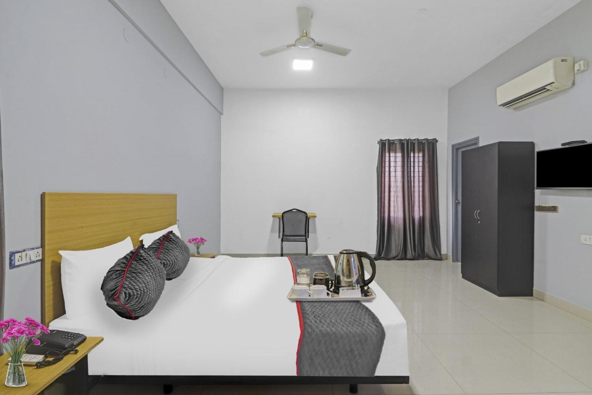 Townhouse De Alphabet 4*