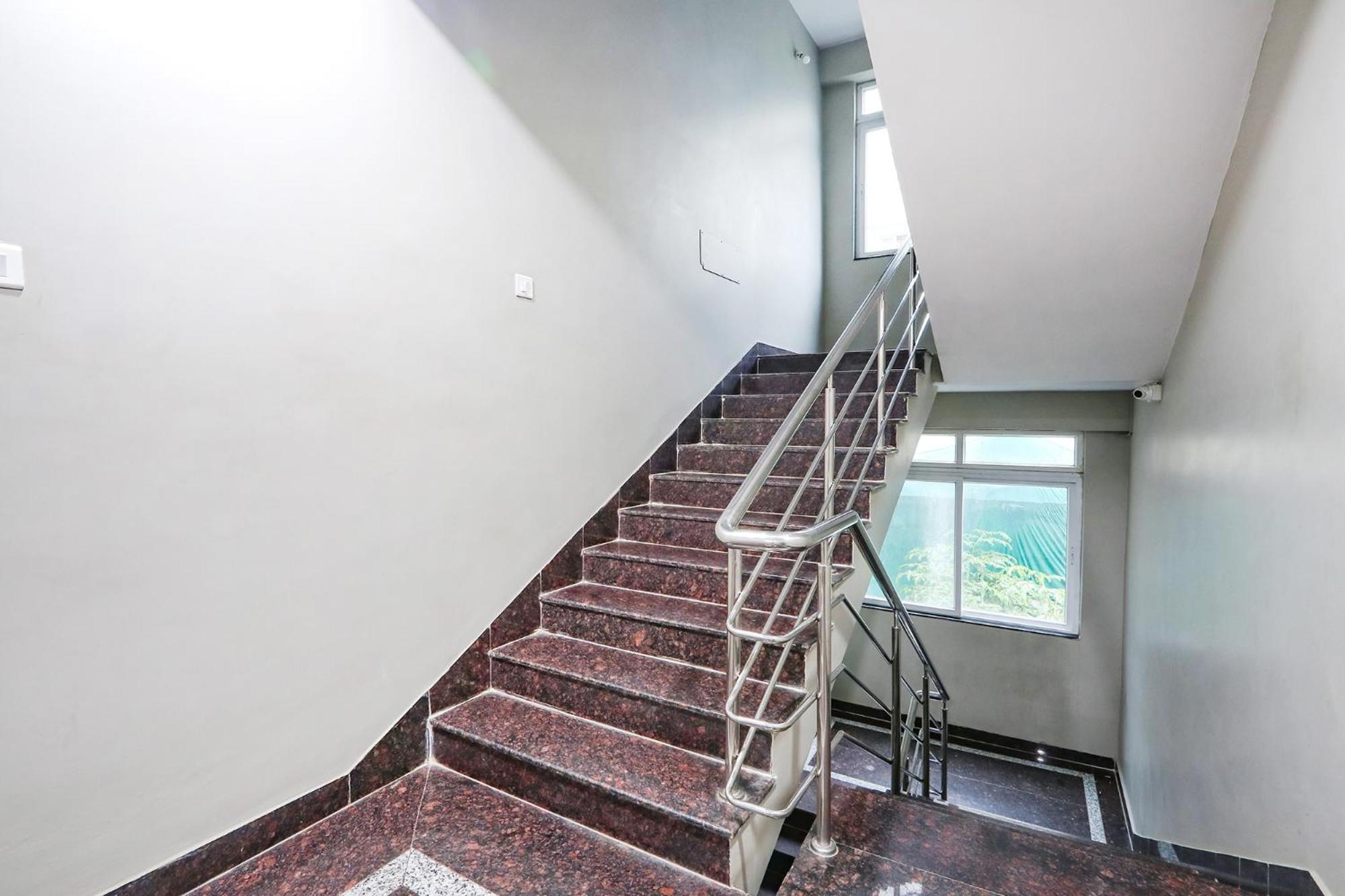 Hotel Fabhotel Royal Signature - Nr Hitech City 3*