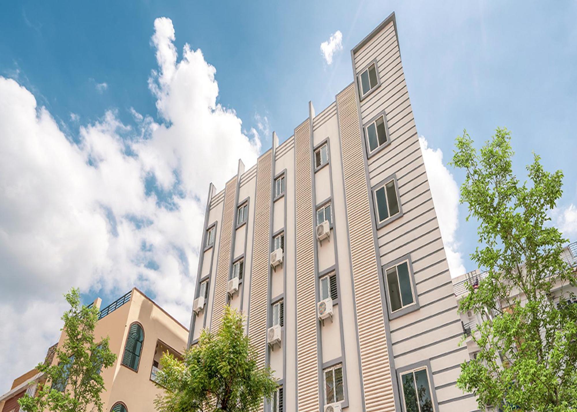 Apartamento Living Homes Azura- Gachibowli, Near Dps Gachibowli, Hyderabad