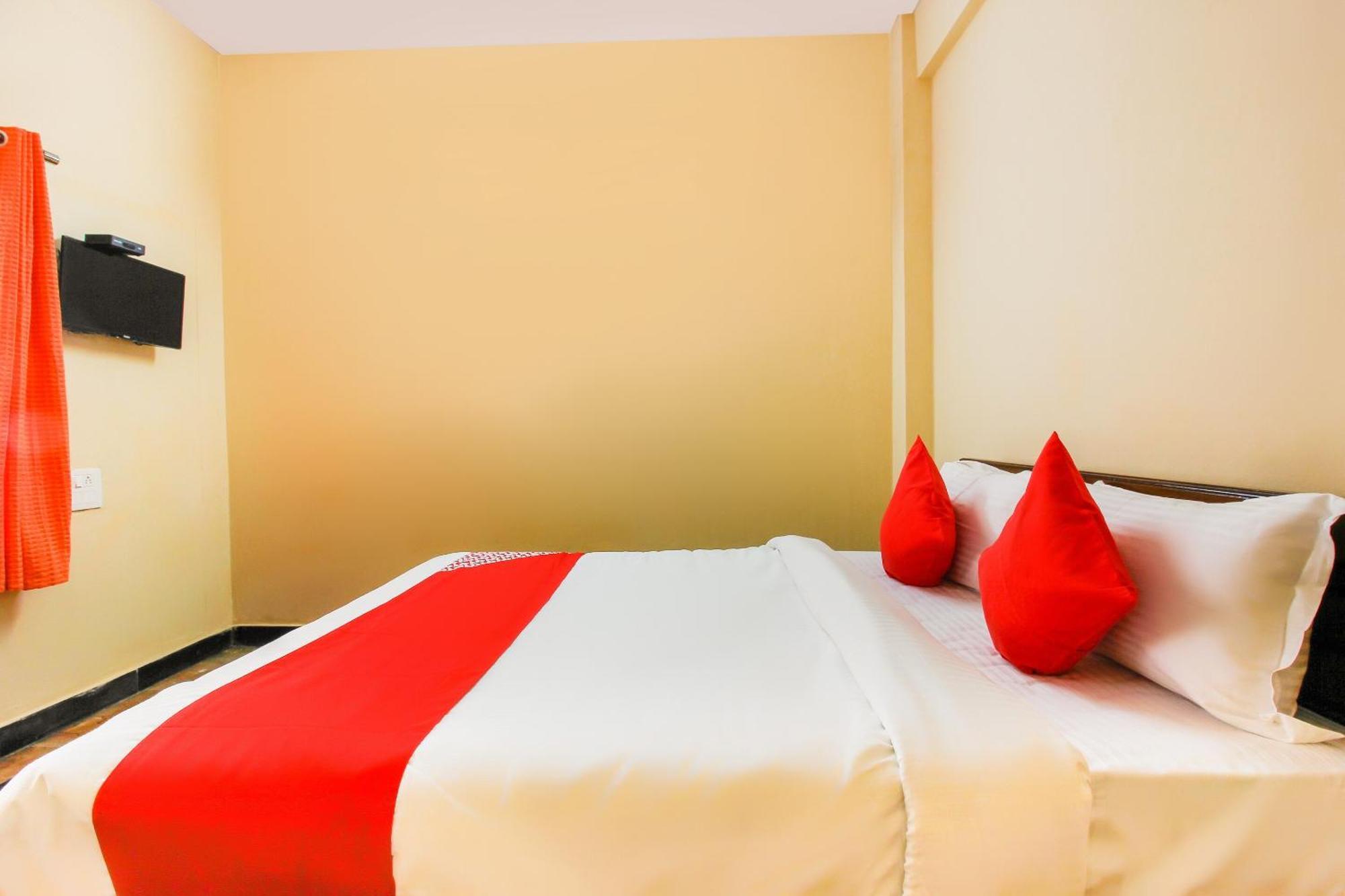 O Sai Residency Near Sr Nagar Metro Station Hotel 3*