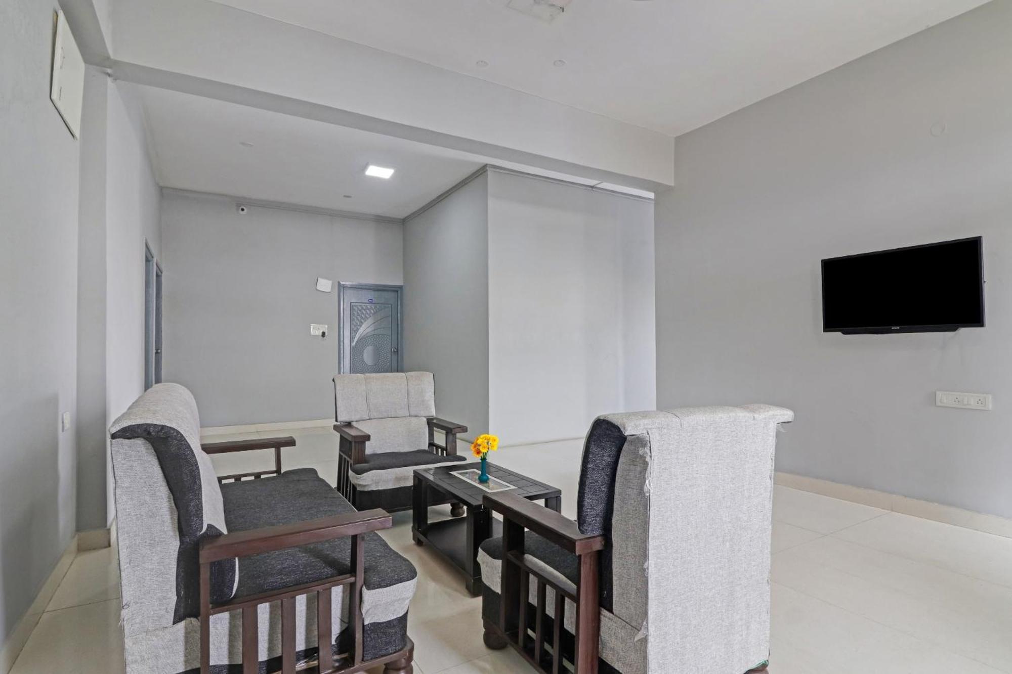 Townhouse De Alphabet Hotel Hyderabad