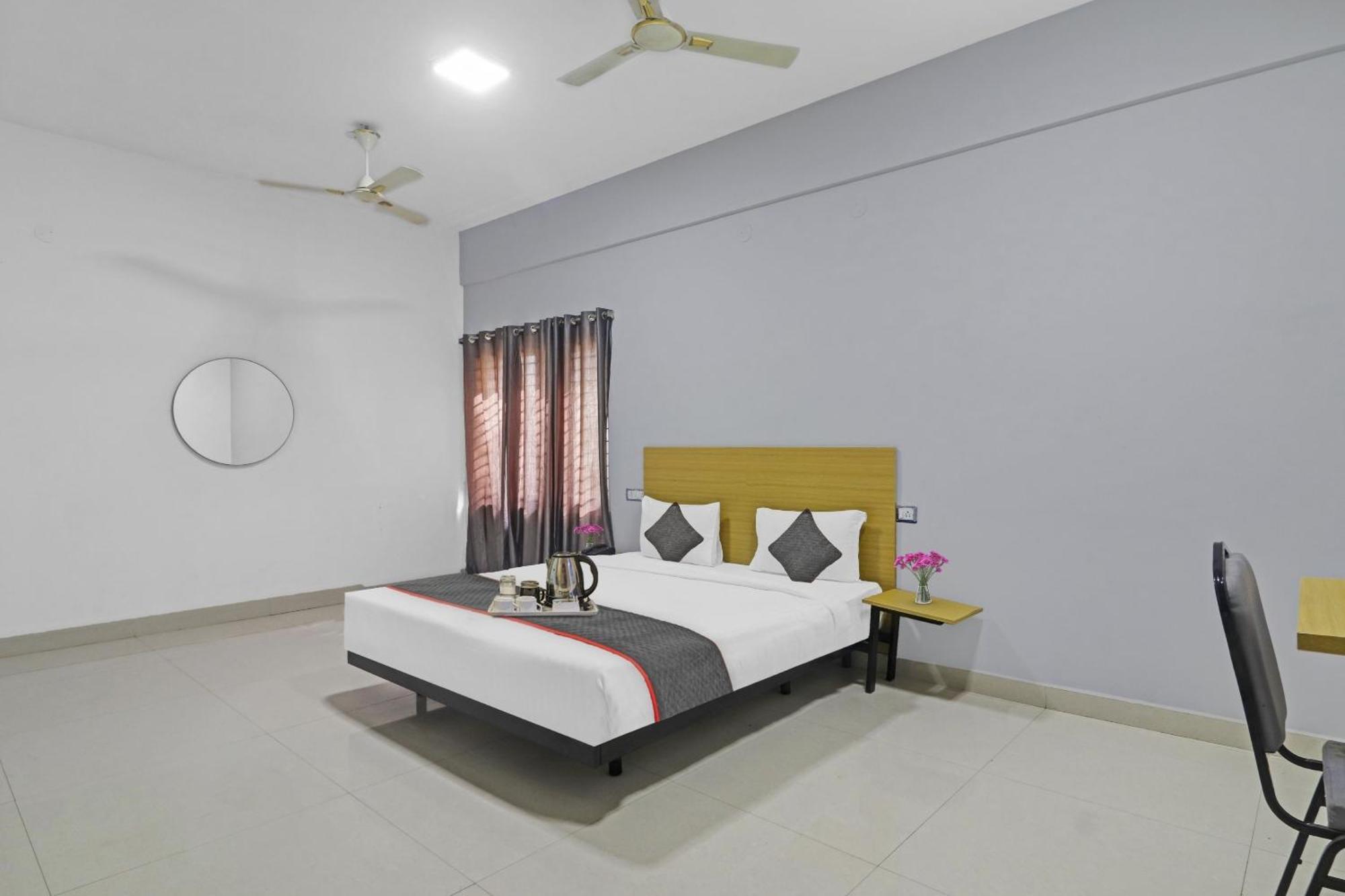 Townhouse De Alphabet Hotel Hyderabad