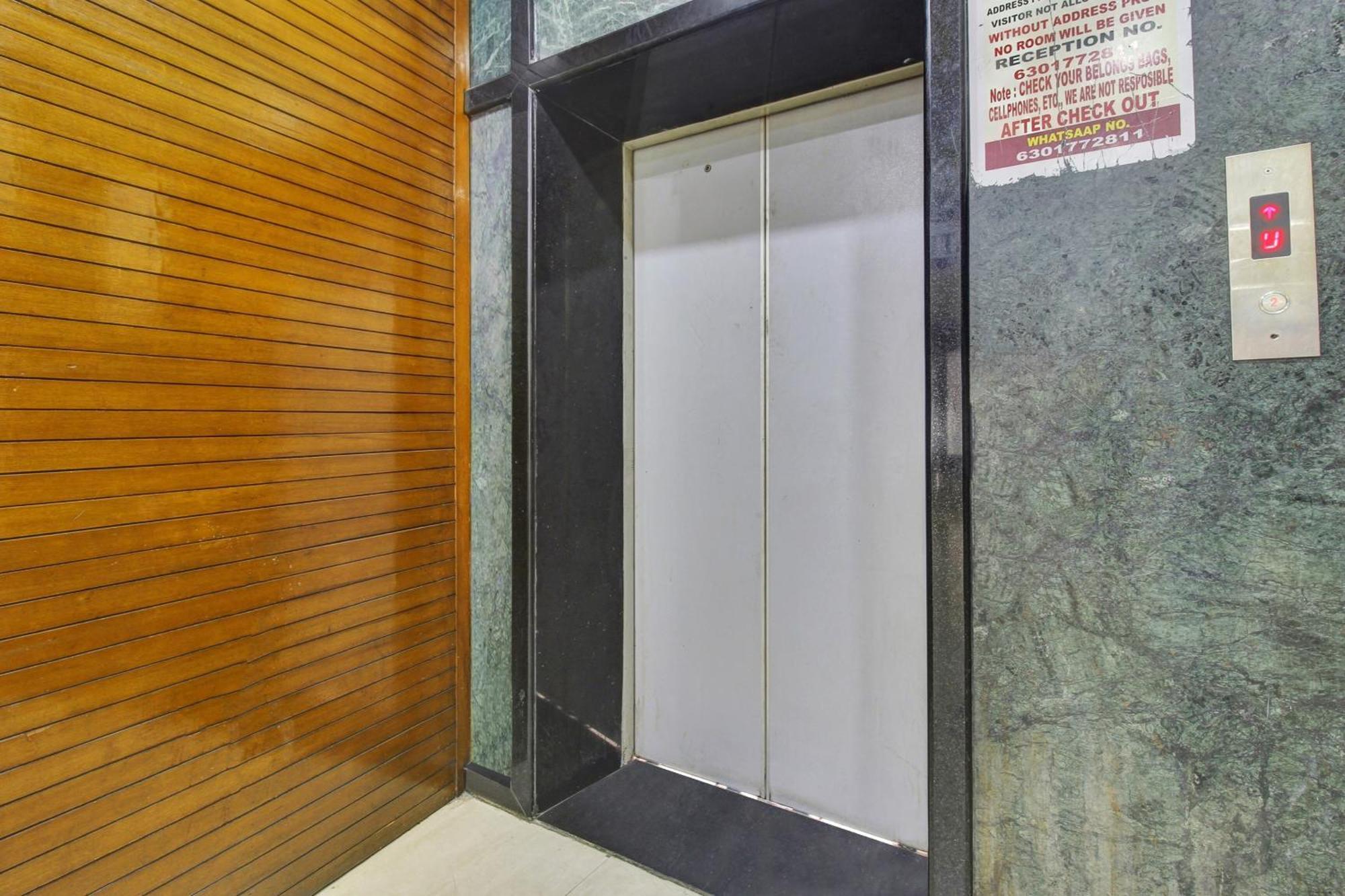 Hotel O Metro International