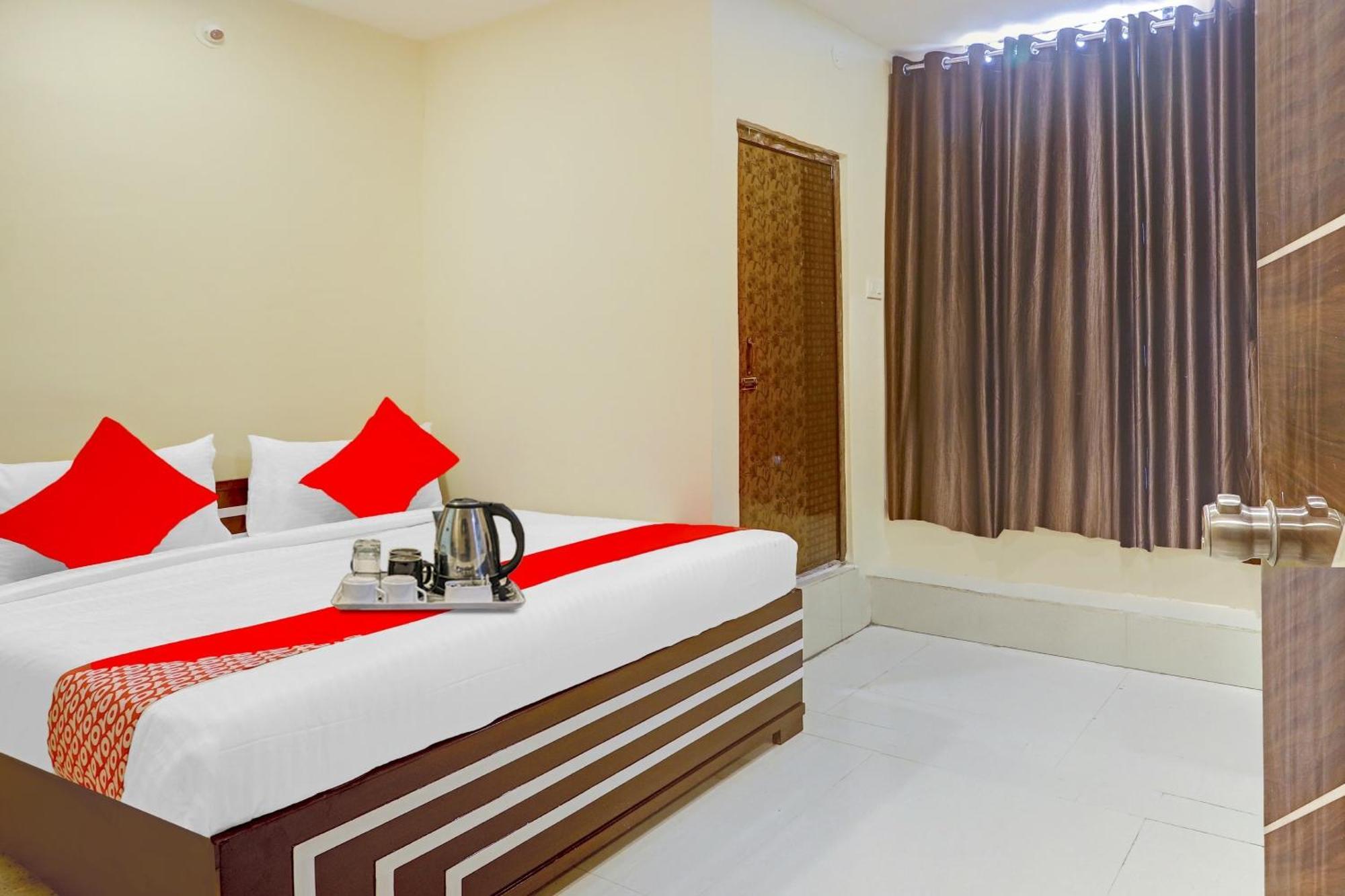 Hotel O Aayush