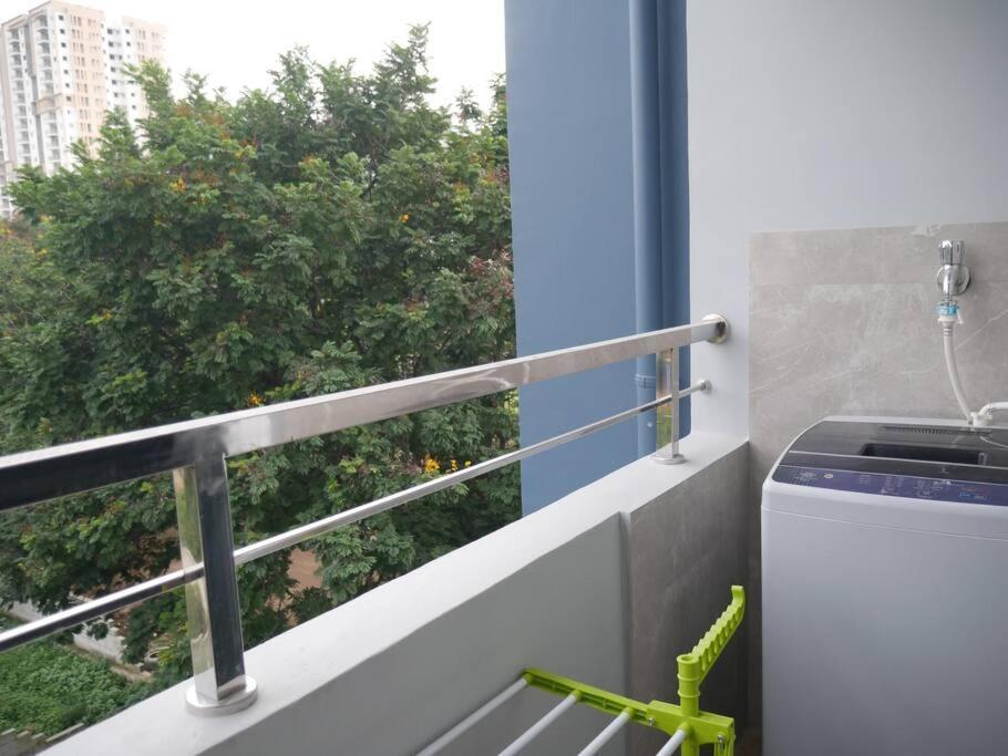 Apartamento Elegant 3bhk Near Gachibowli With Amenities